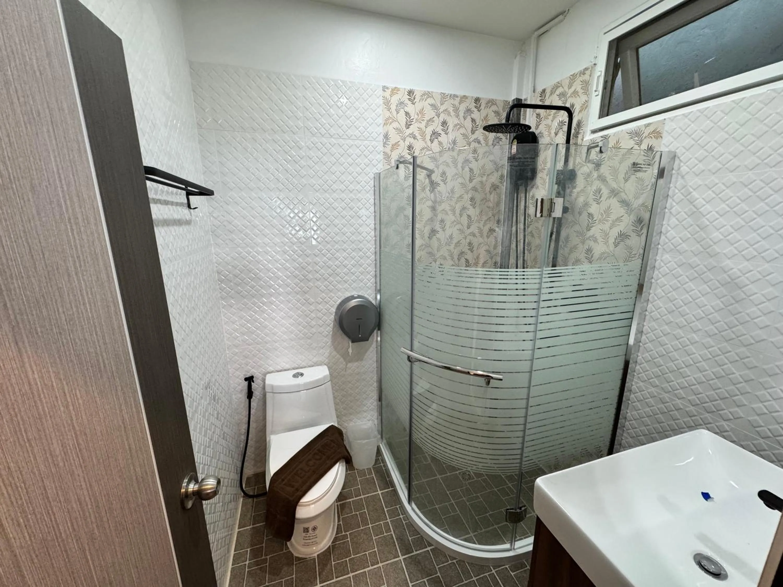 Naiyang Discovery Beach Resort