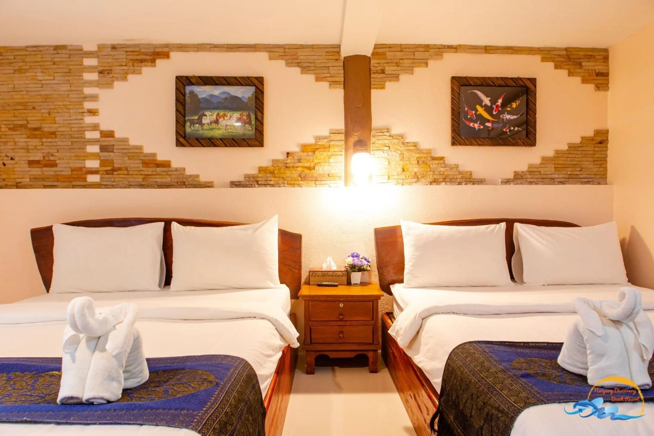Photo of the whole room, Bed in Naiyang Discovery Beach Resort