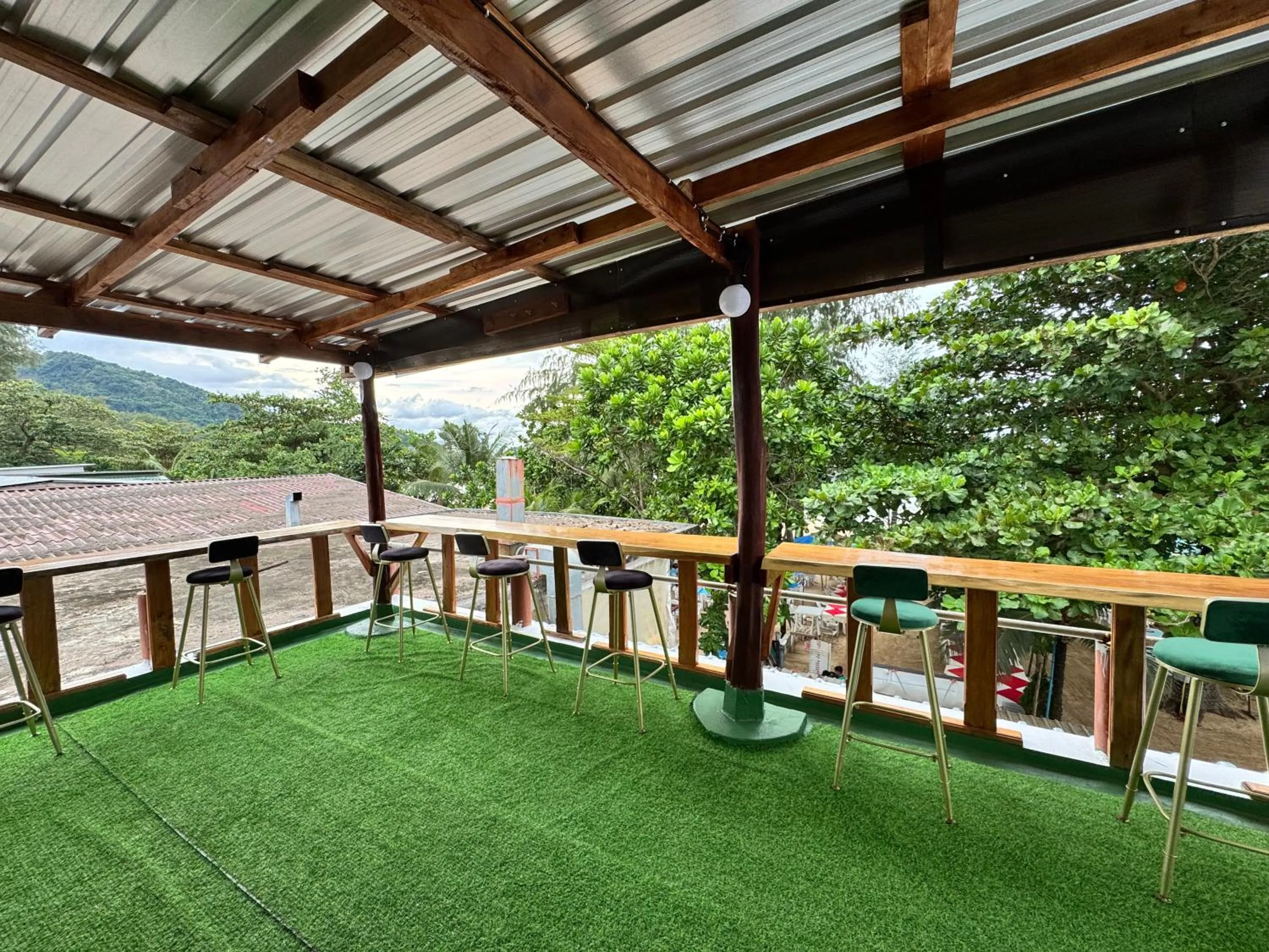 Balcony/Terrace in Naiyang Discovery Beach Resort