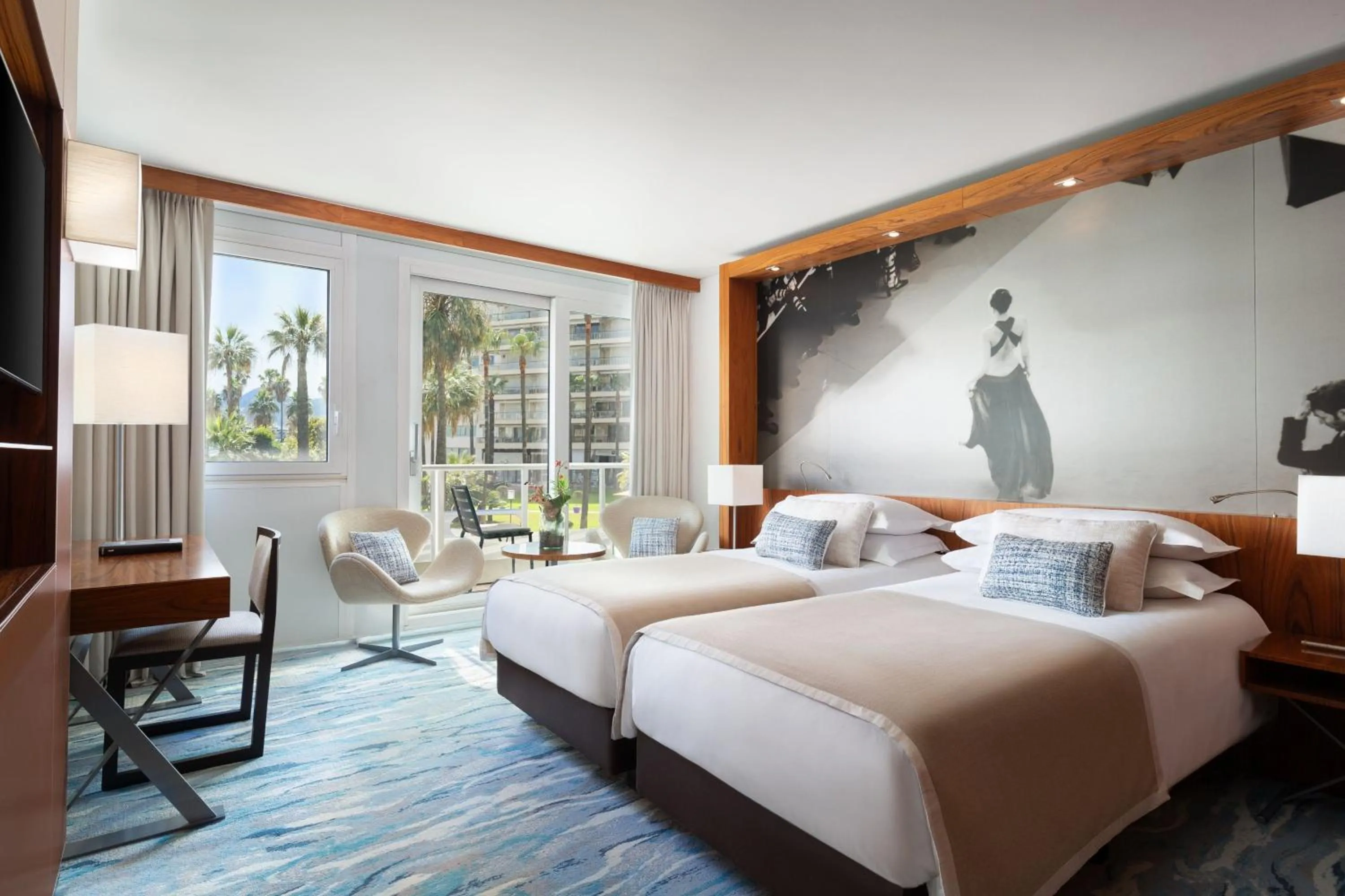 Photo of the whole room, Bed in JW Marriott Cannes