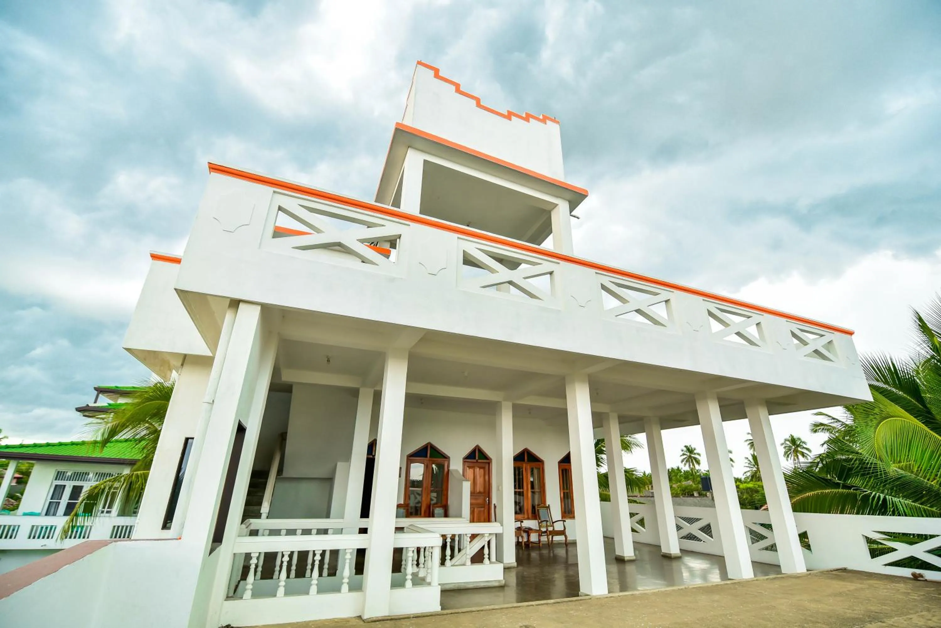 Property building in International Beach Hotel & Restaurant