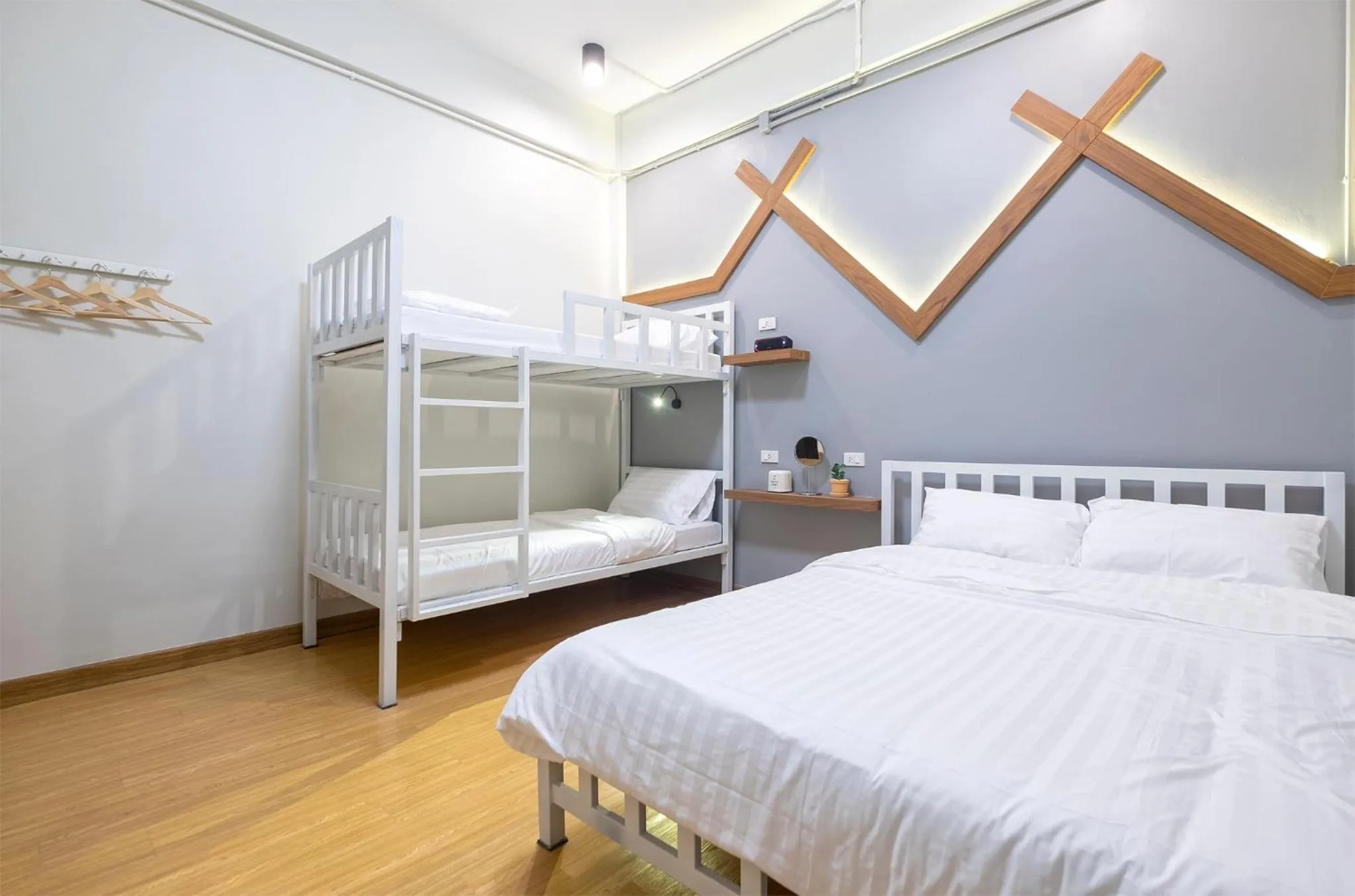 Photo of the whole room, Bed in BED Friends Poshtel