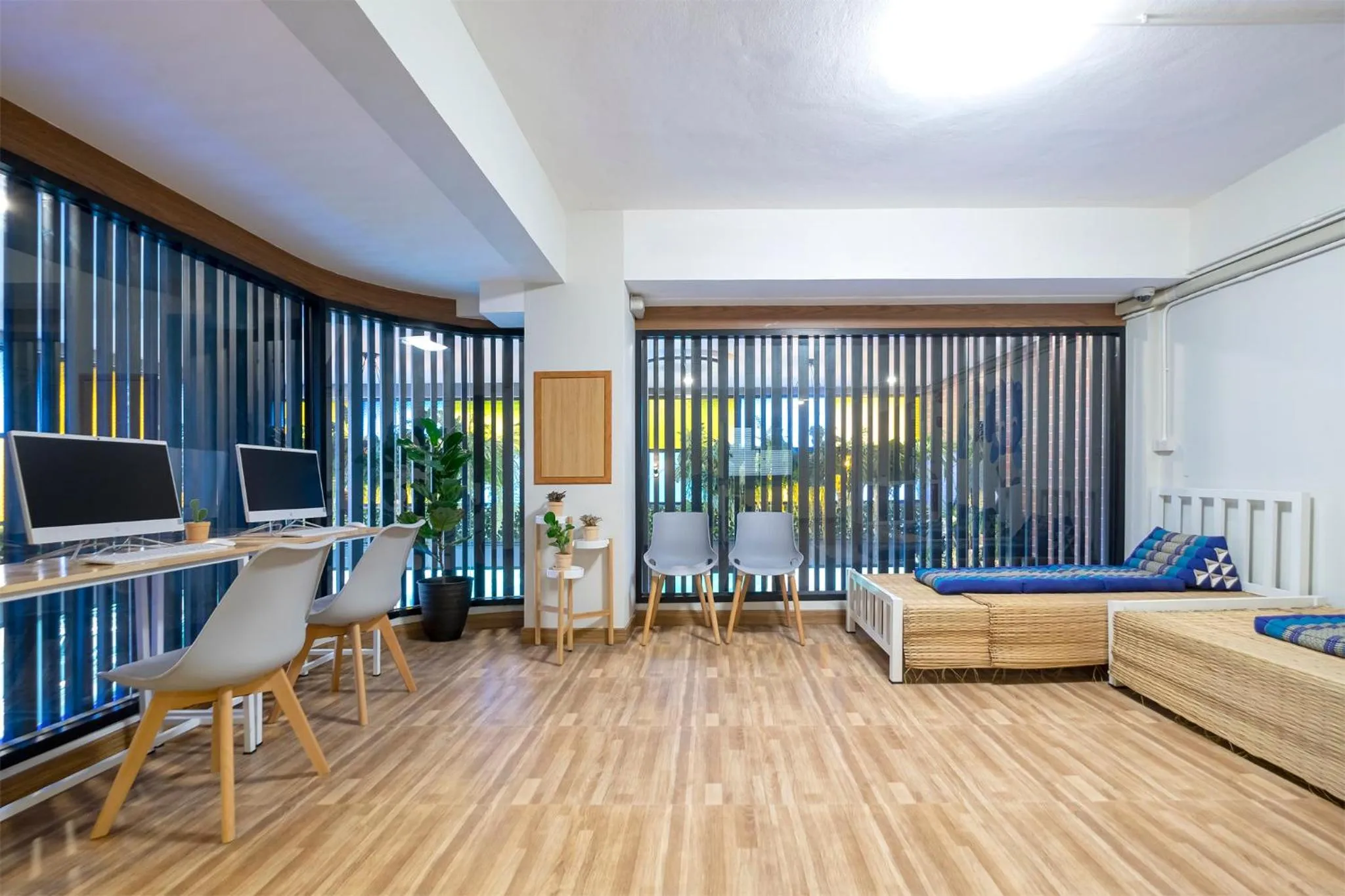 Living room in BED Friends Poshtel