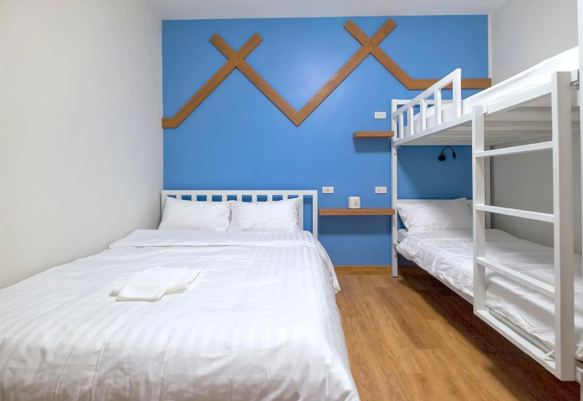bunk bed, Bed in BED Friends Poshtel