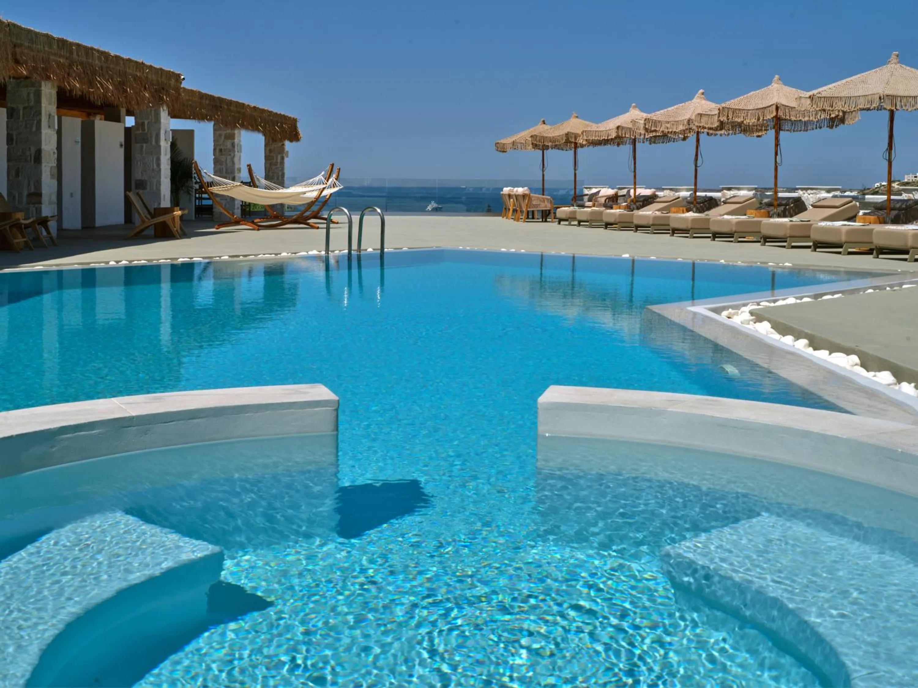 Swimming pool in Blue Mare Villas