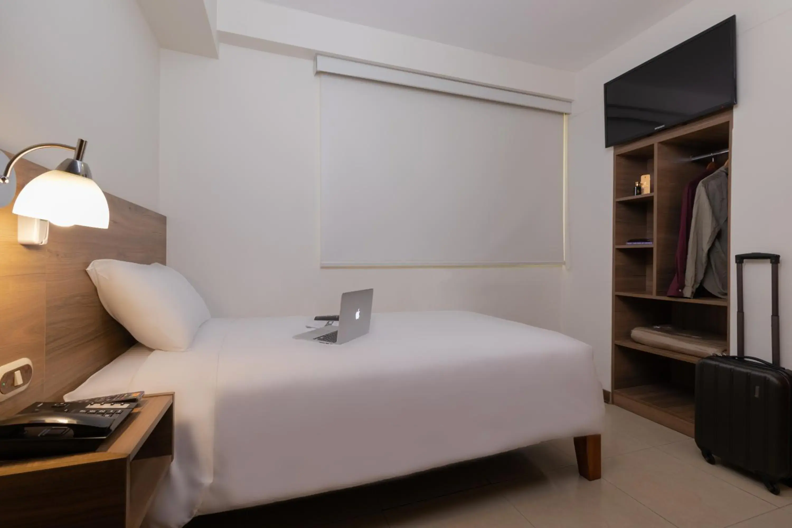 Single Room in Hotel Alexander Single Room in Hotel Alexander