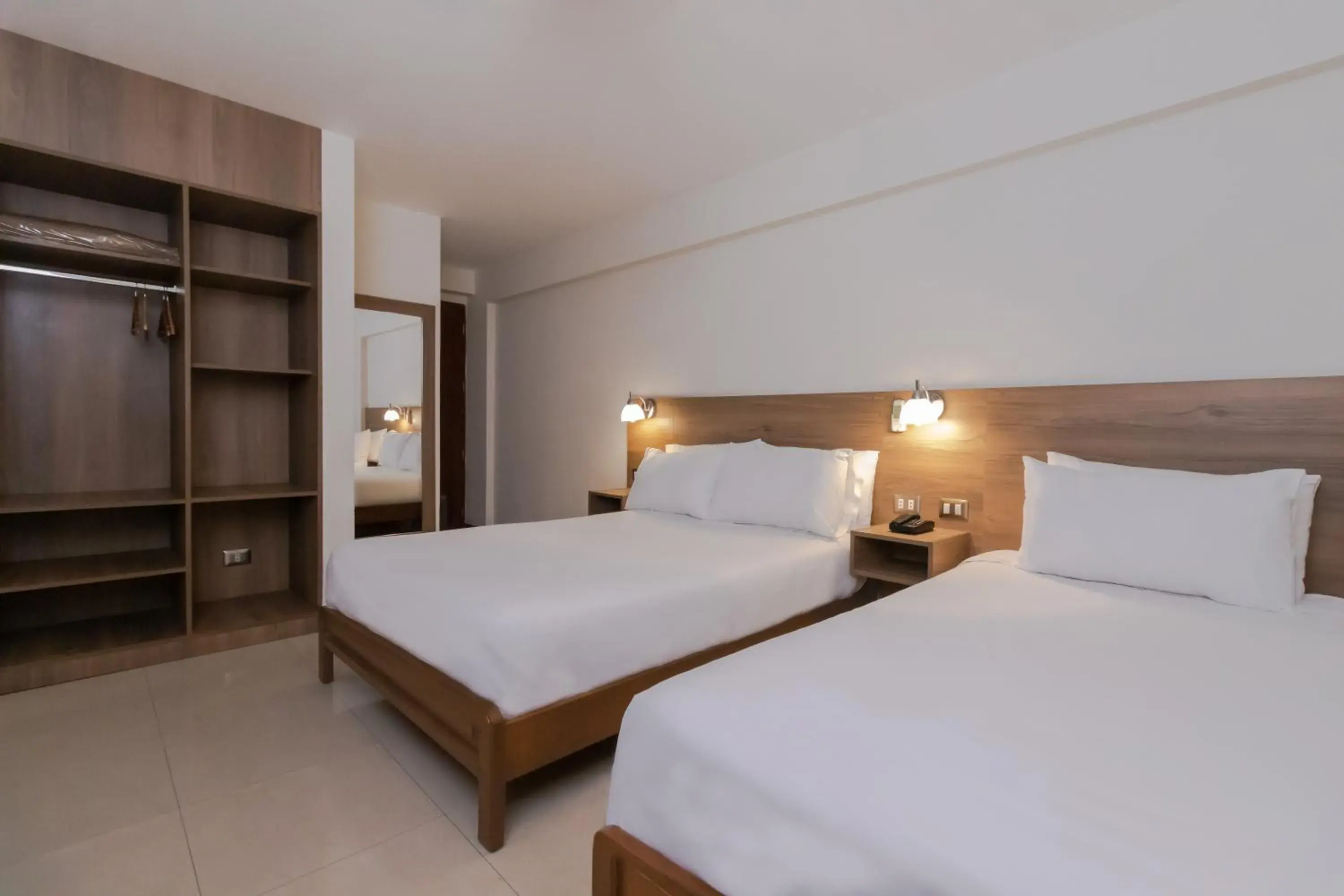 Twin Room in Hotel Alexander Twin Room in Hotel Alexander