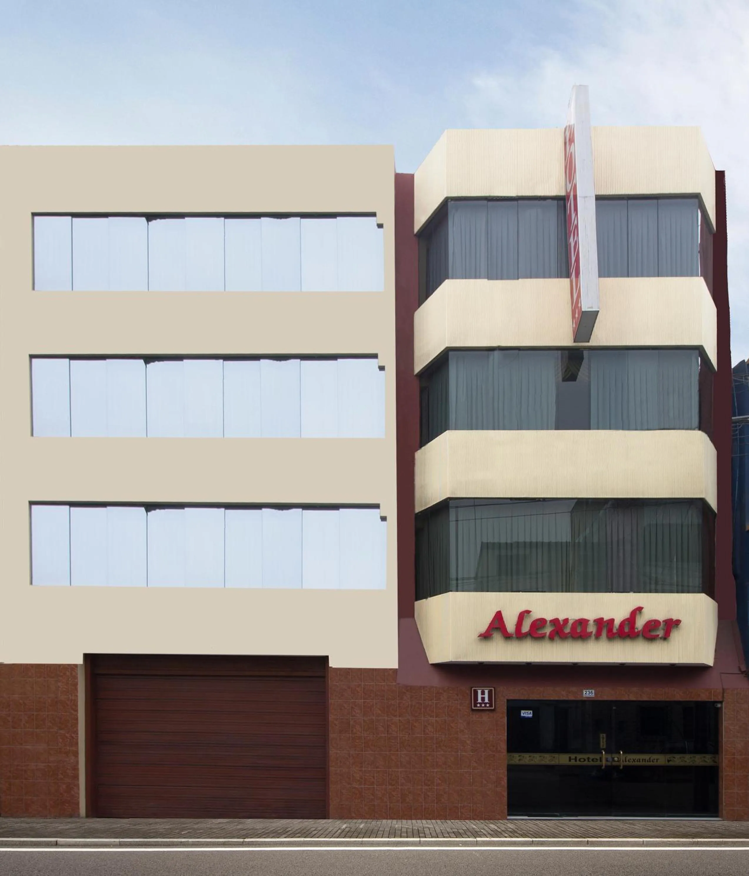 Facade/entrance in Hotel Alexander