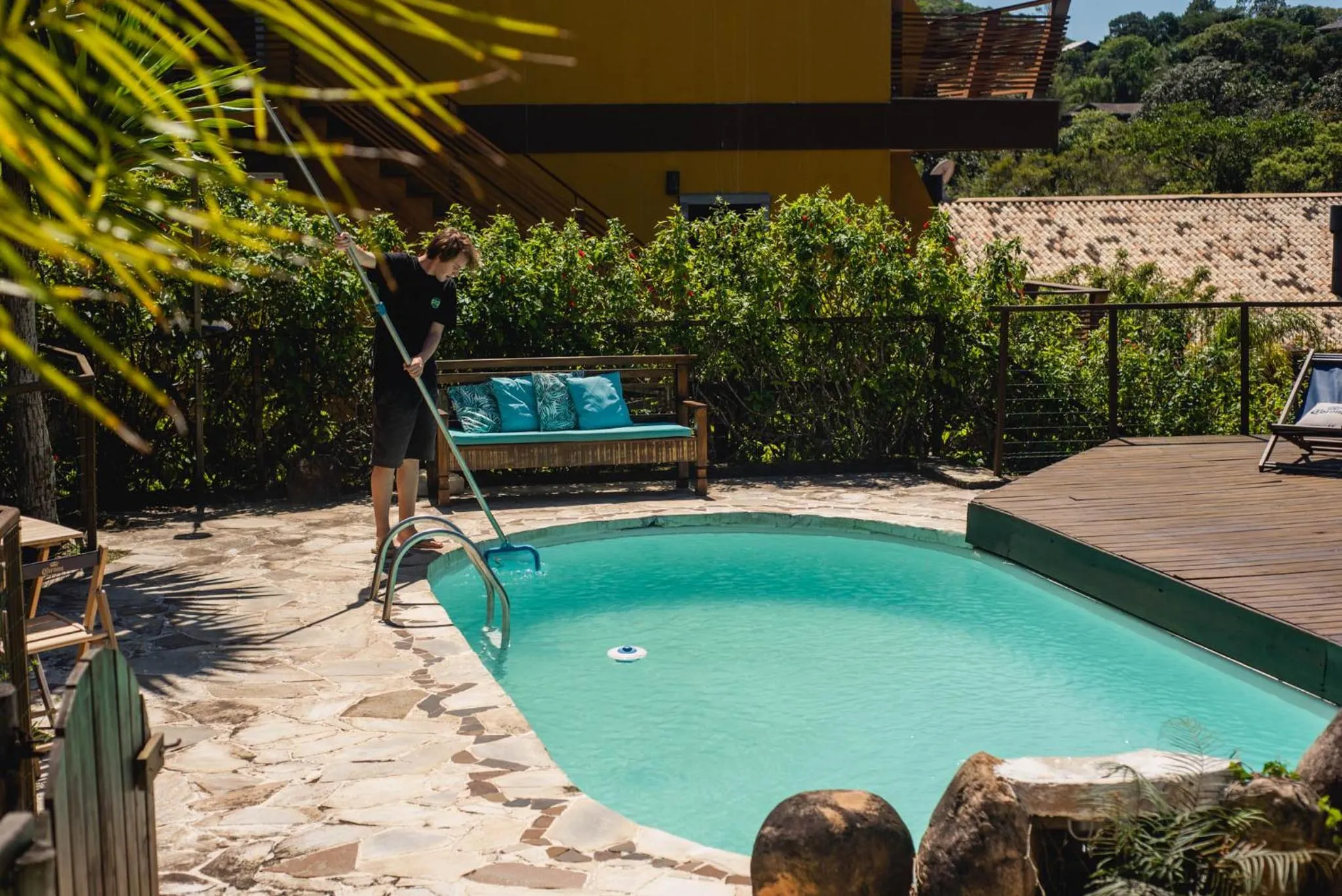 Swimming pool in Pousada Gopak