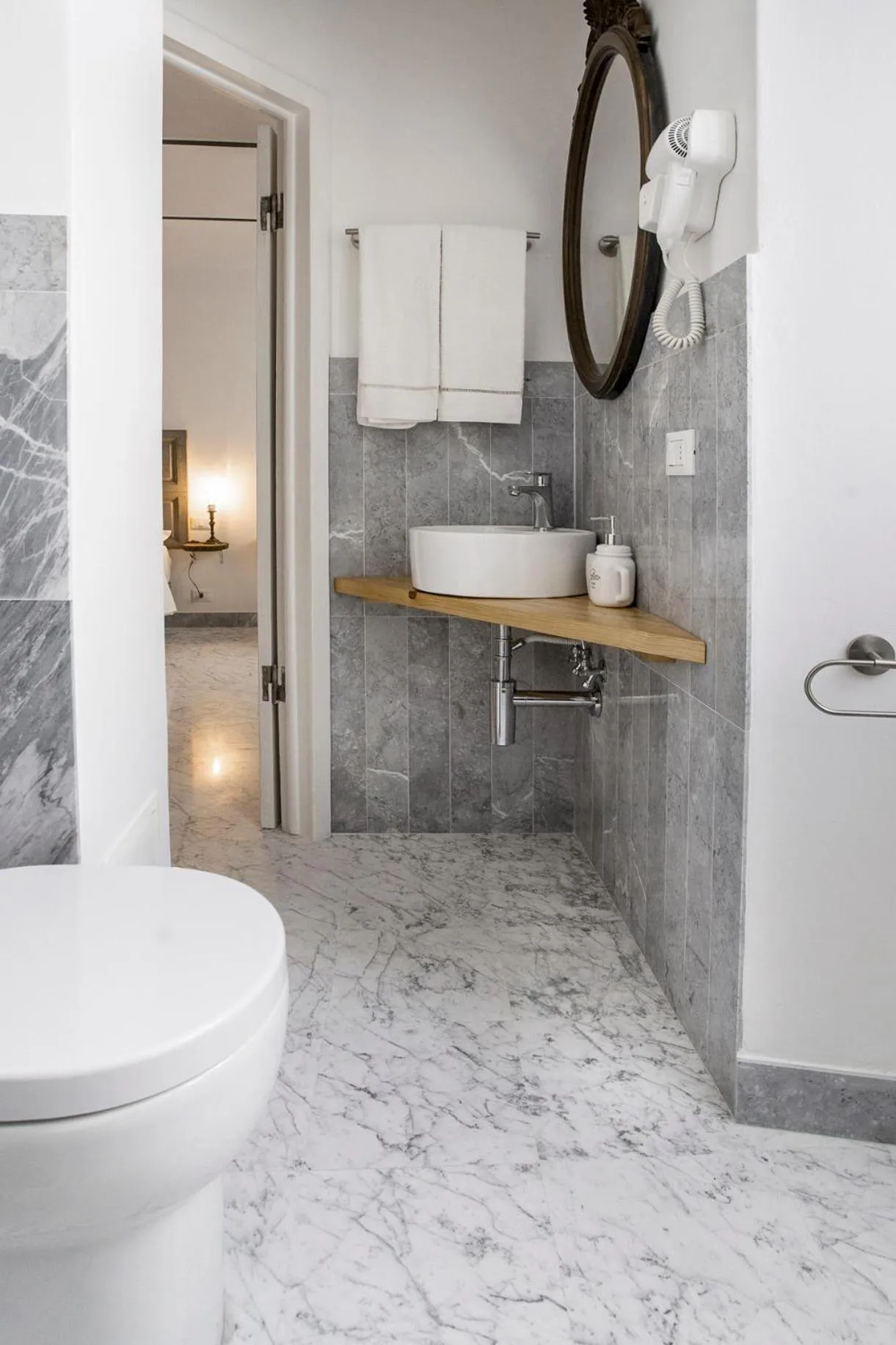 Bathroom in Carrara Bella