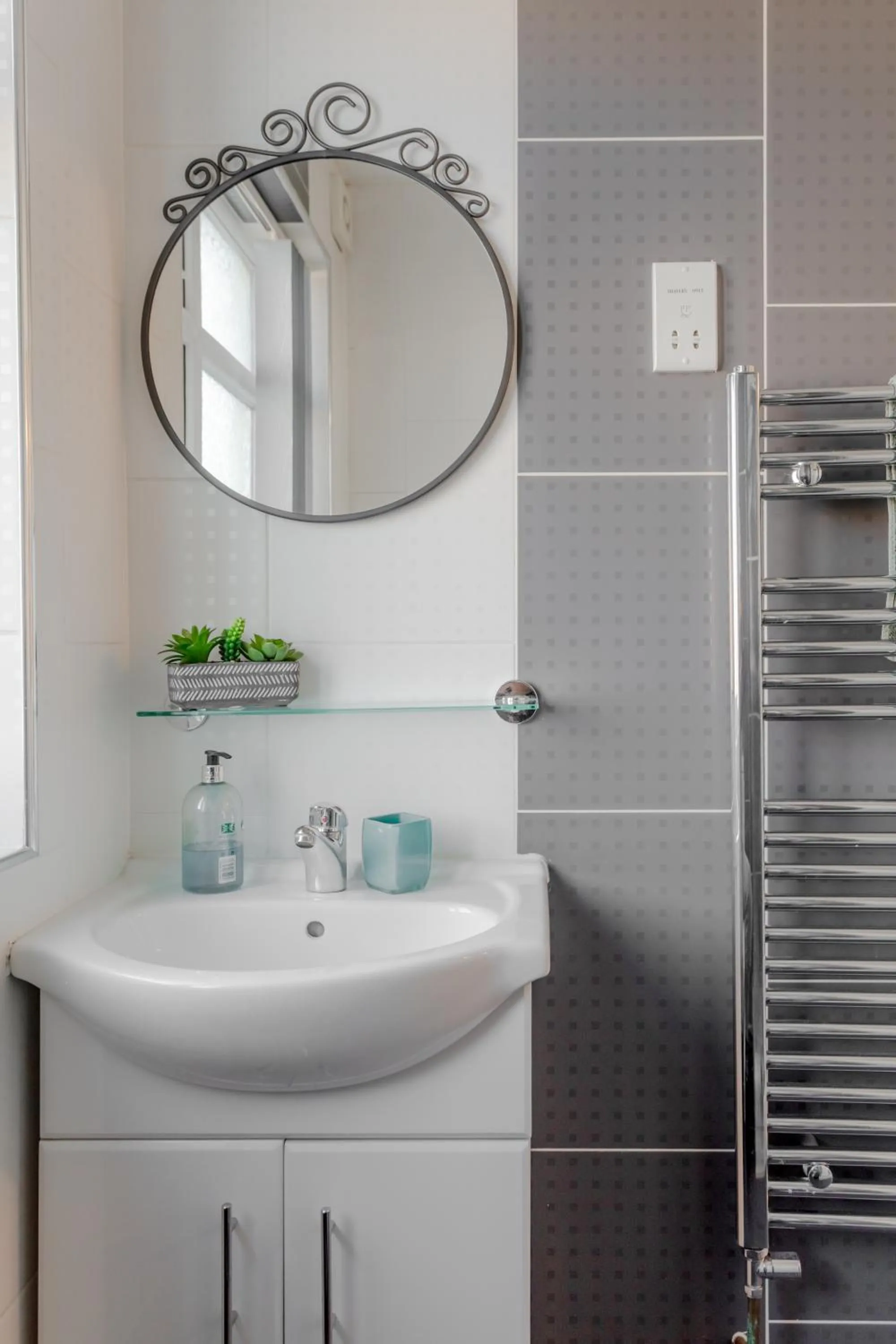 Bathroom in Apple House Wembley