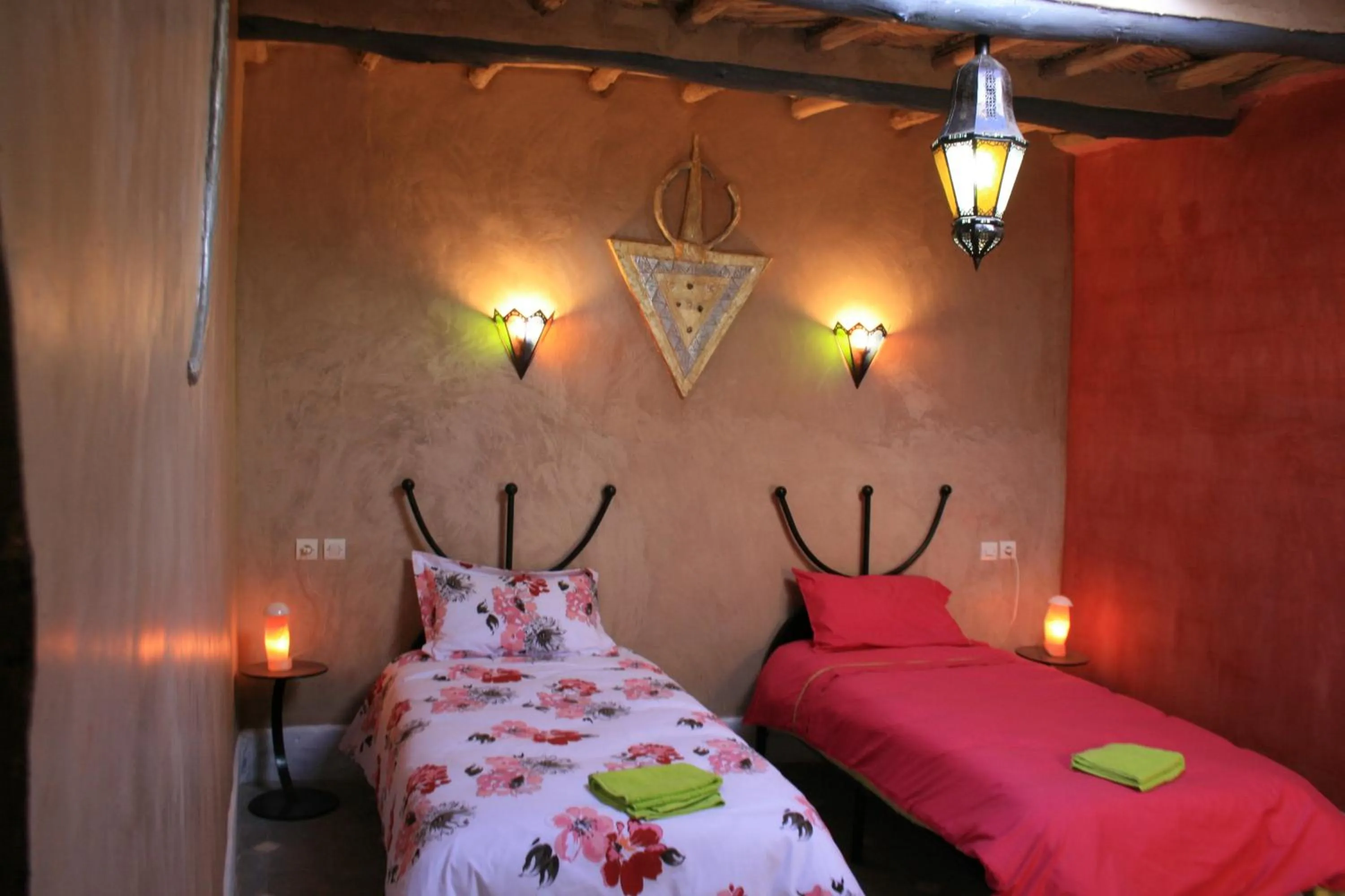 Bedroom, Bed in kasbah 123 soleil