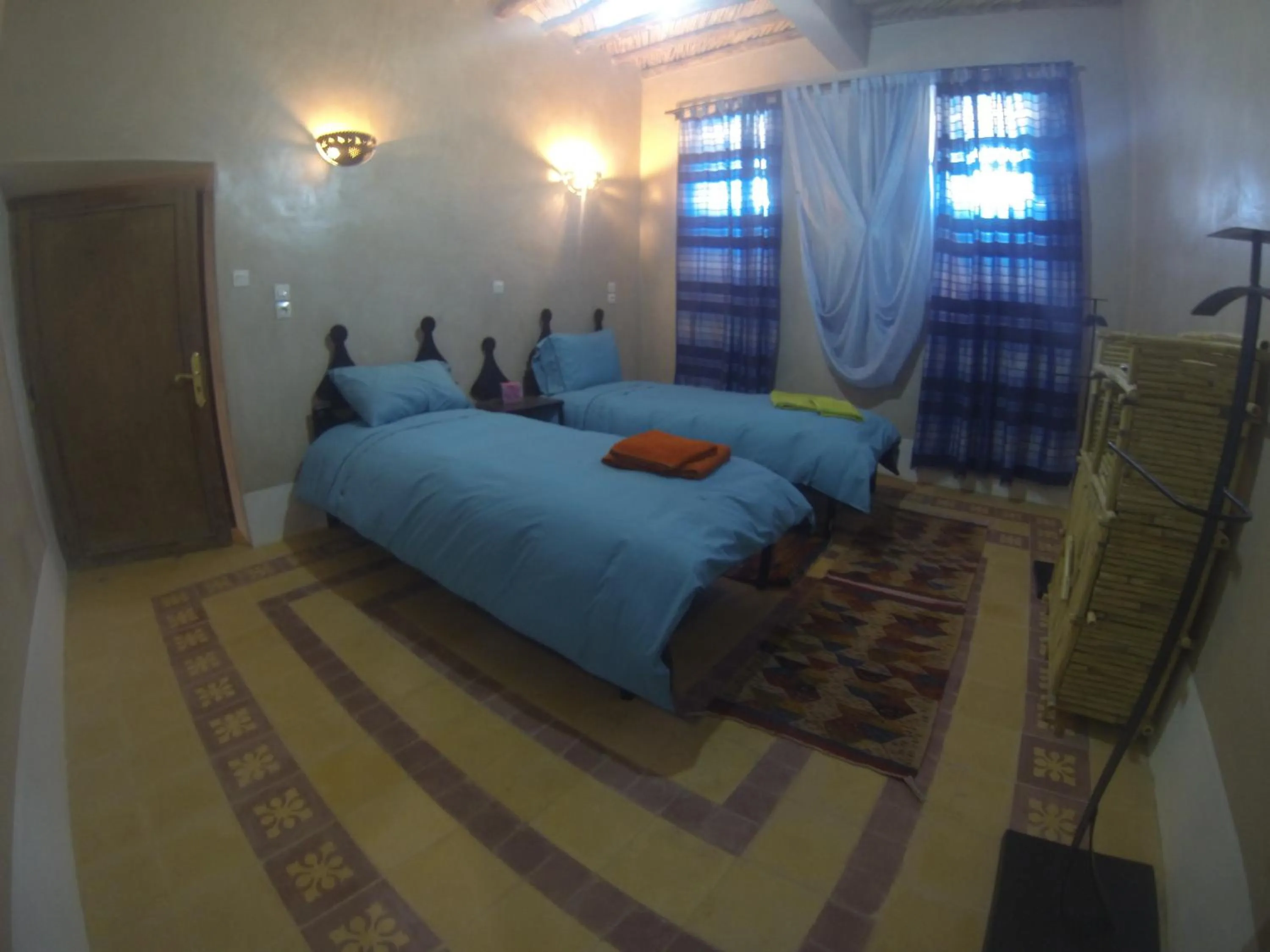 Photo of the whole room, Bed in kasbah 123 soleil