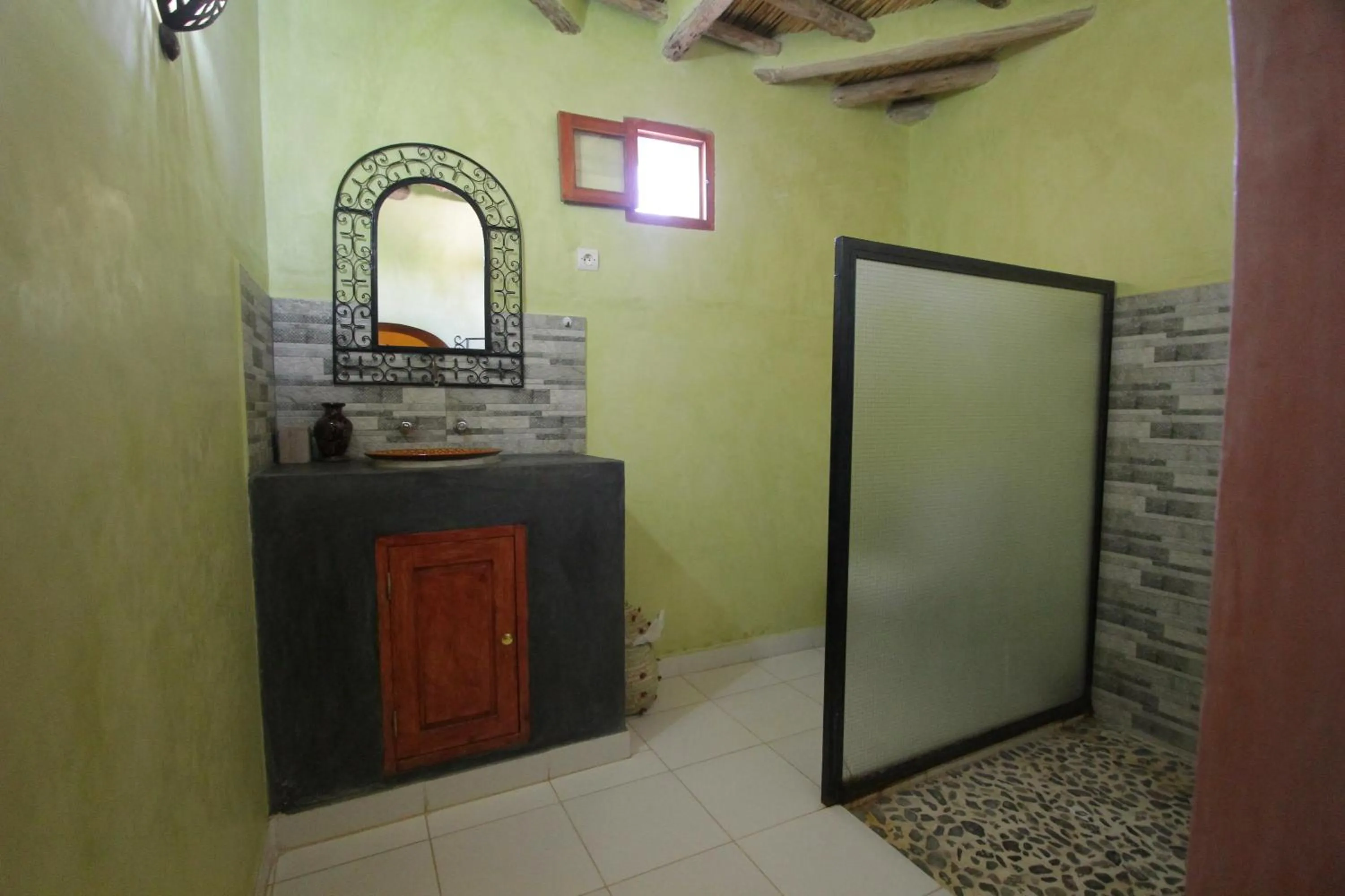 Decorative detail in kasbah 123 soleil