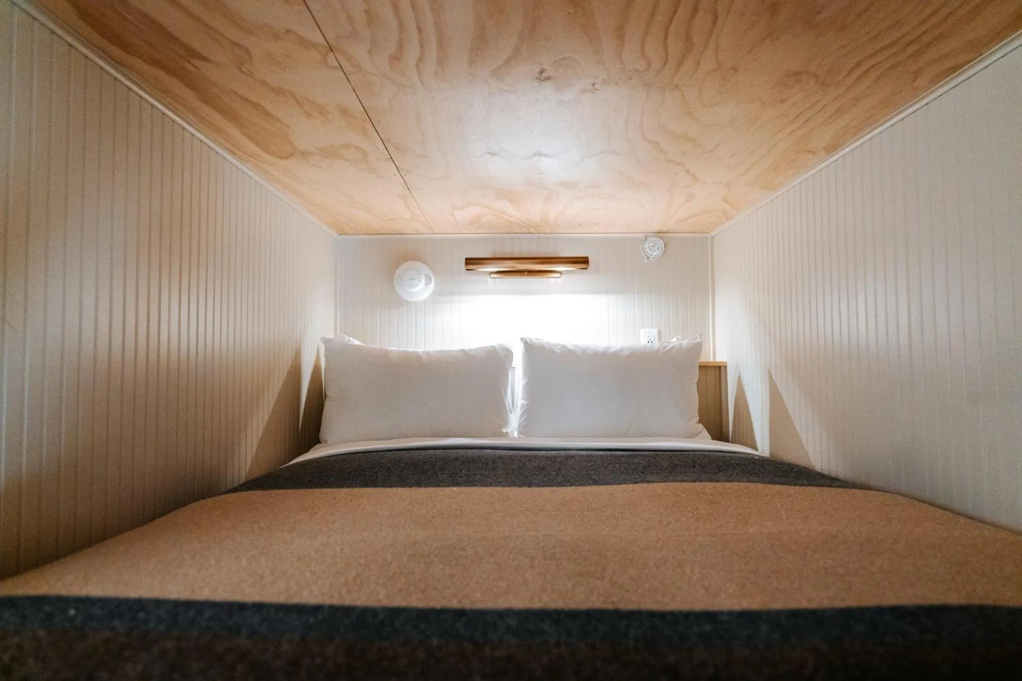 Bedroom, Bed in Cache House