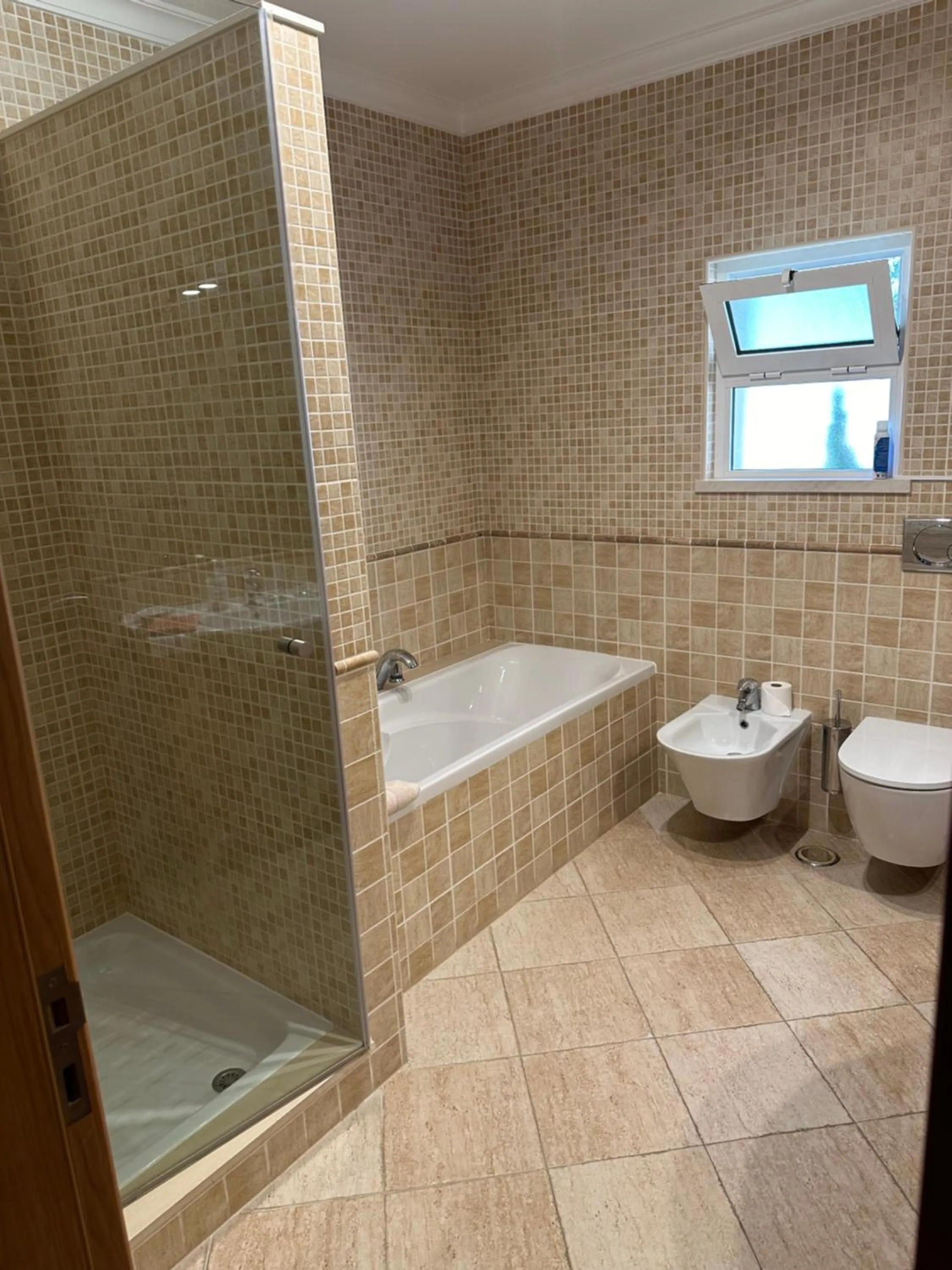 Shower in Casa Mocho Branco