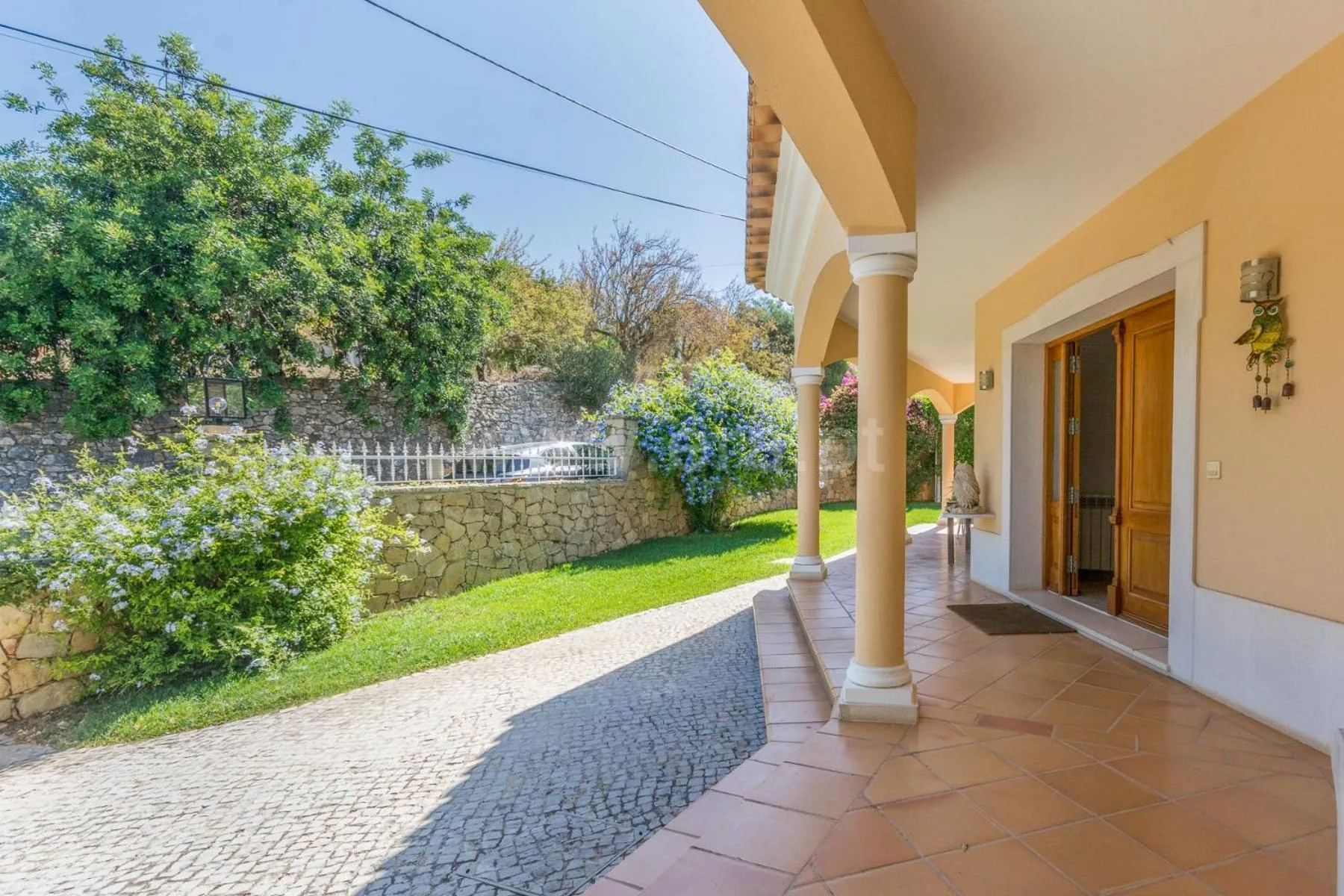 Facade/entrance in Casa Mocho Branco