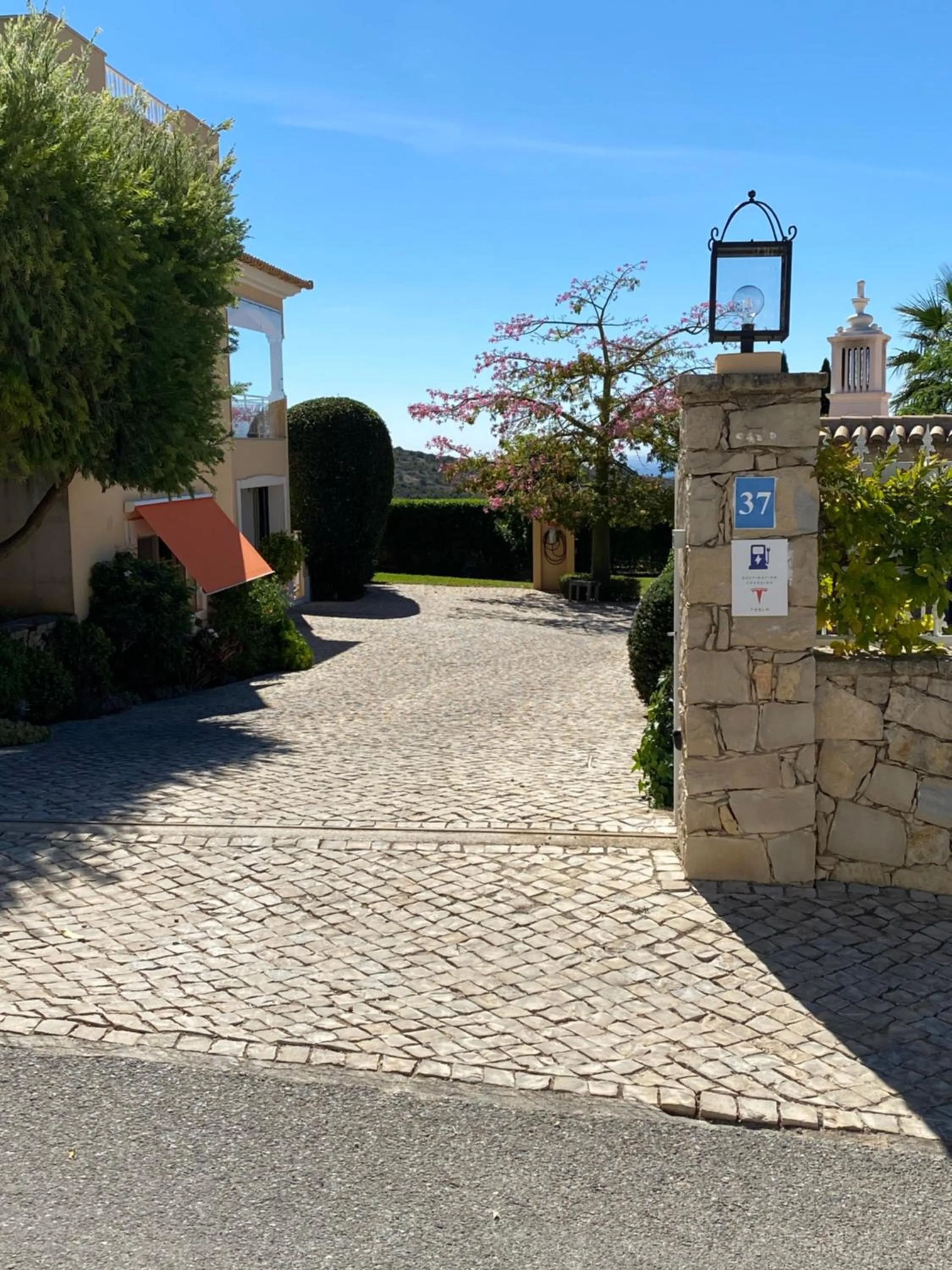 Facade/entrance in Casa Mocho Branco
