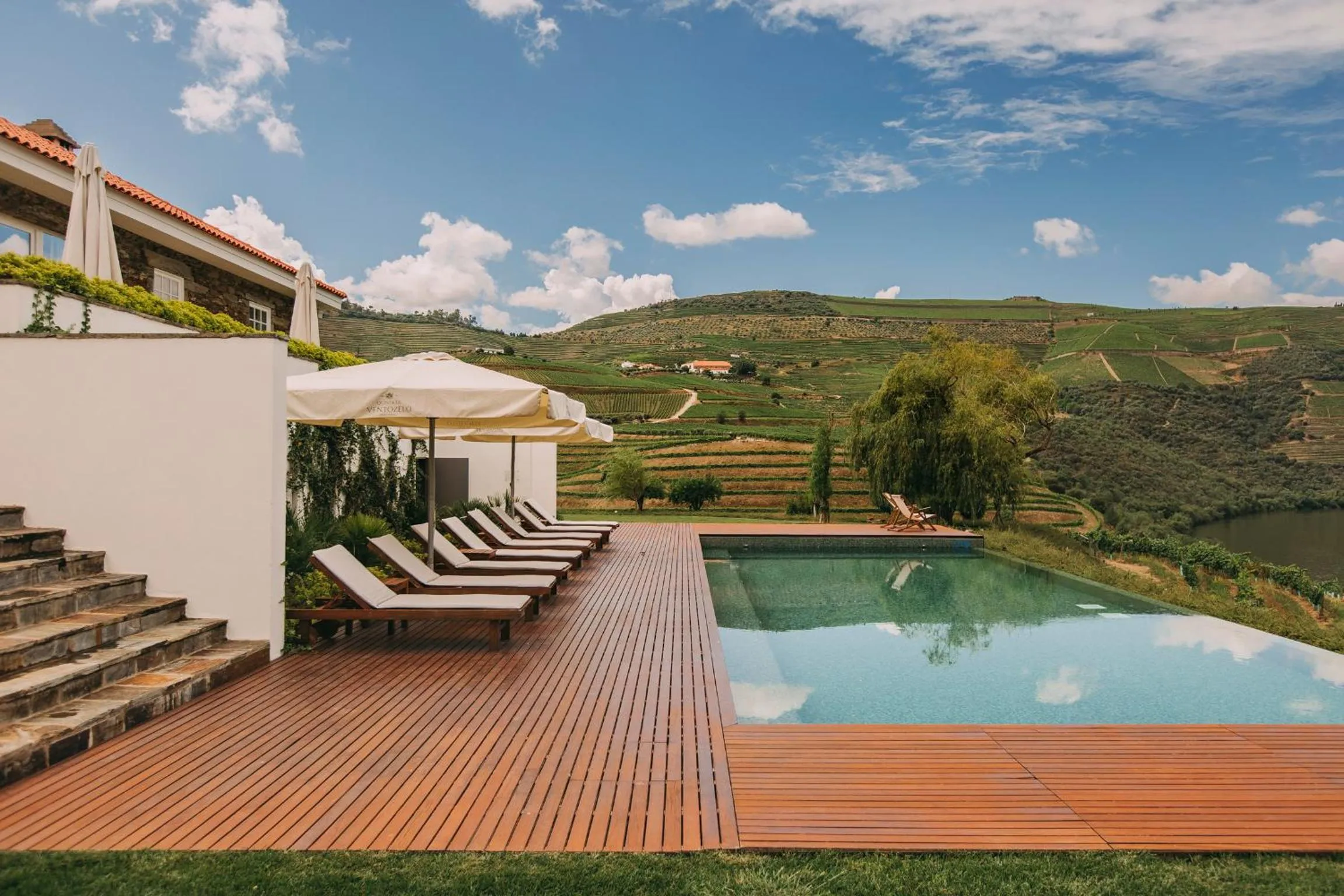 Pool view in Ventozelo Hotel & Quinta