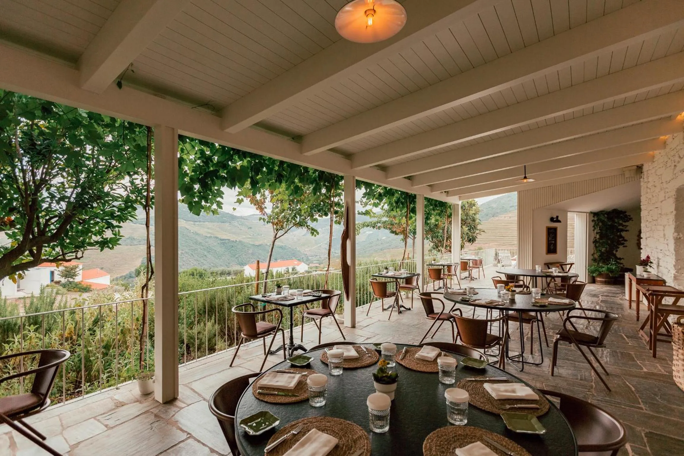 Restaurant/places to eat in Ventozelo Hotel & Quinta