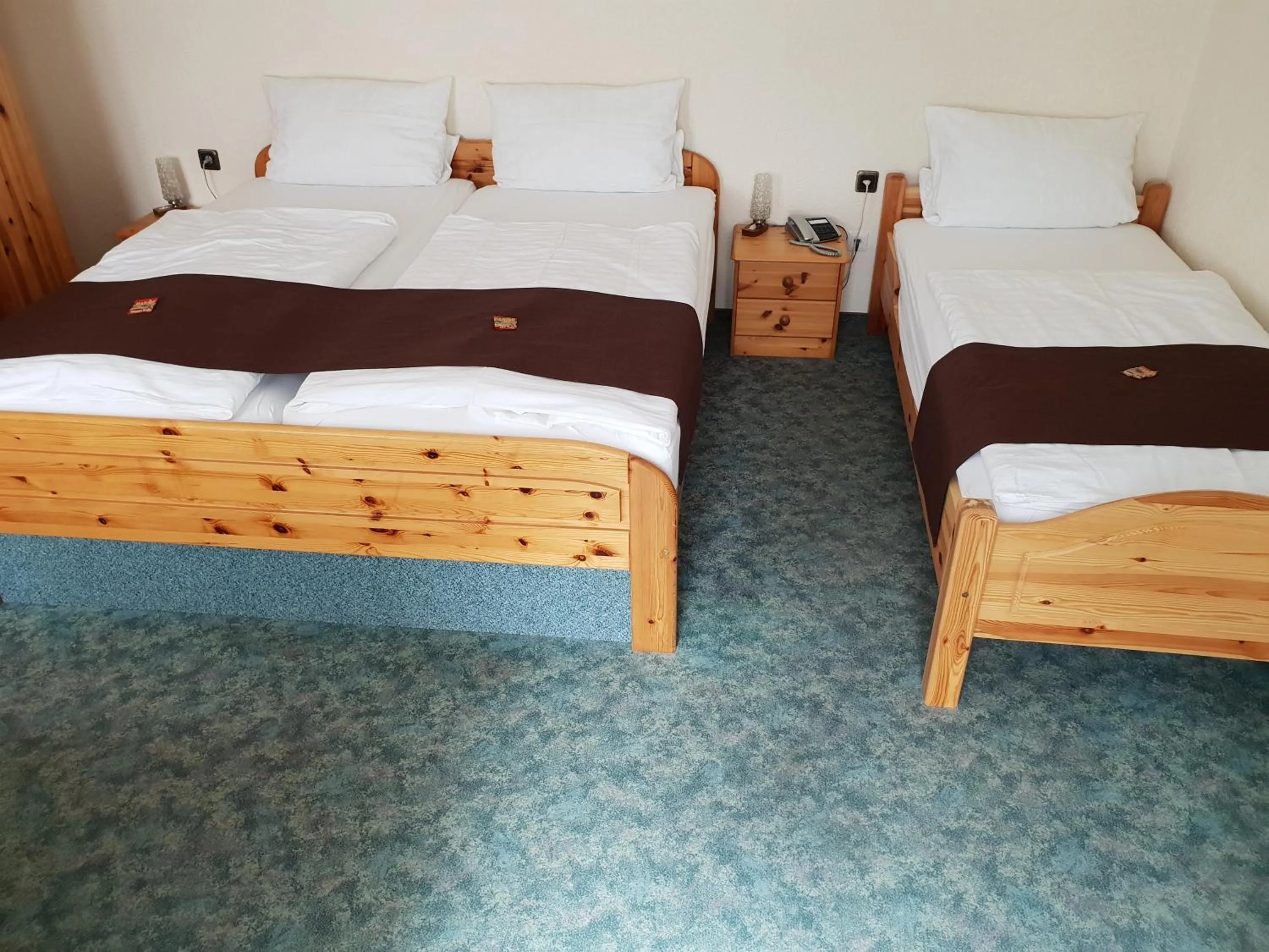 Bed in Hotel Grüner Baum