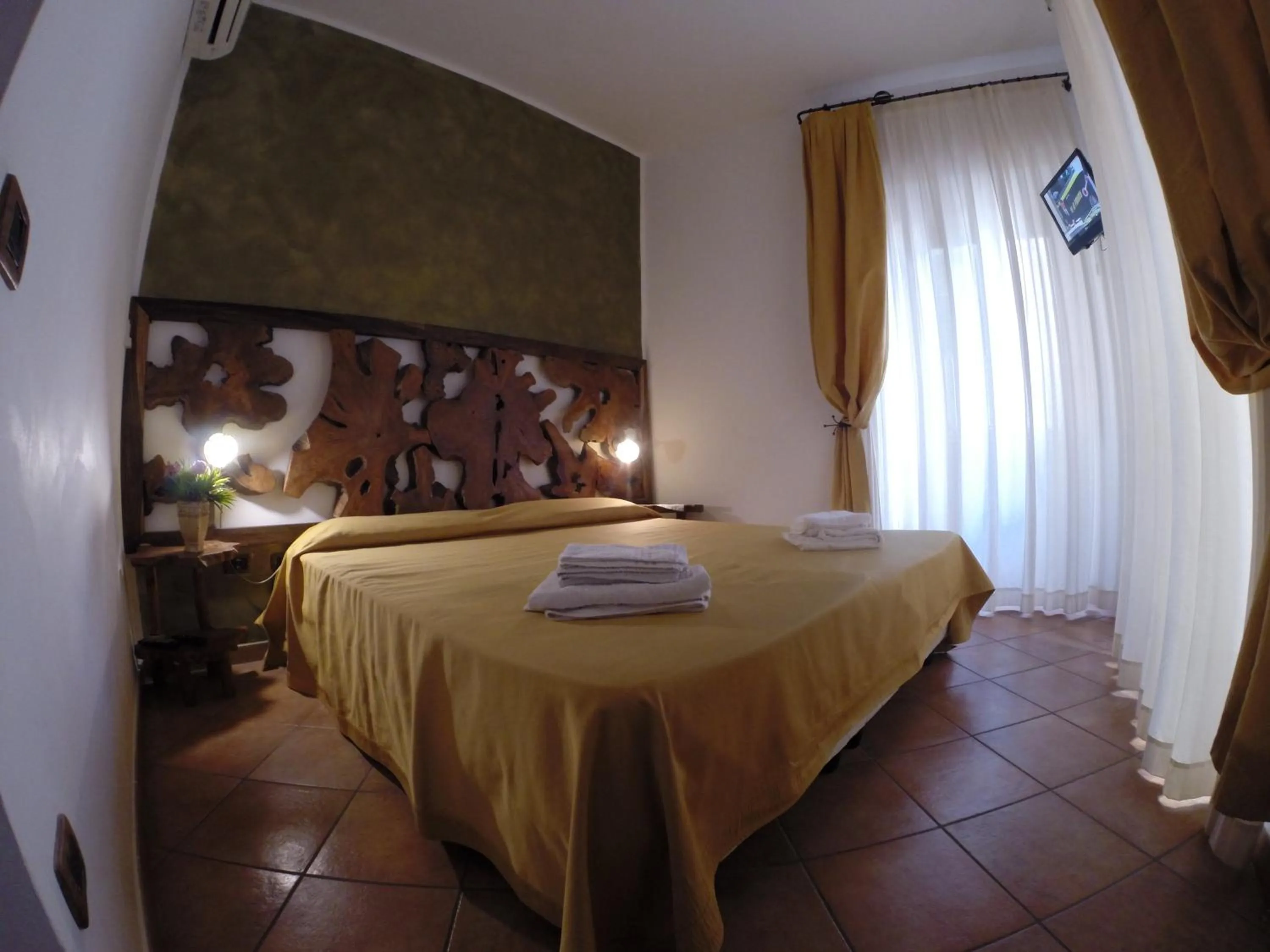 Bed in Donnaciccina Accomodation