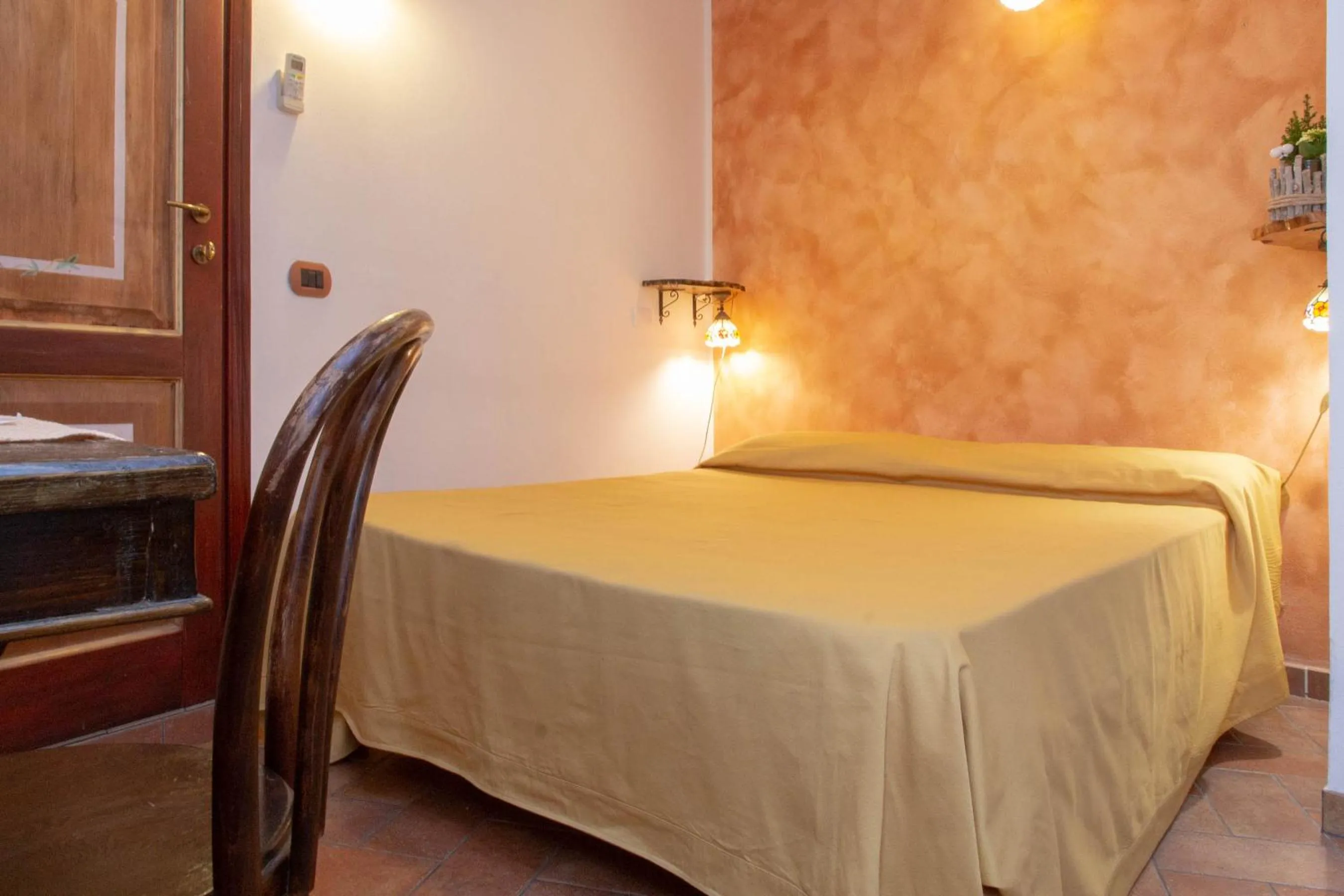 Bed in Donnaciccina Accomodation