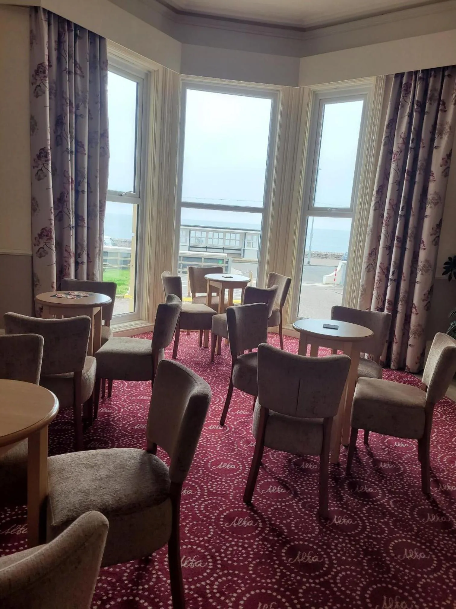 Seating area in Cavendish Hotel