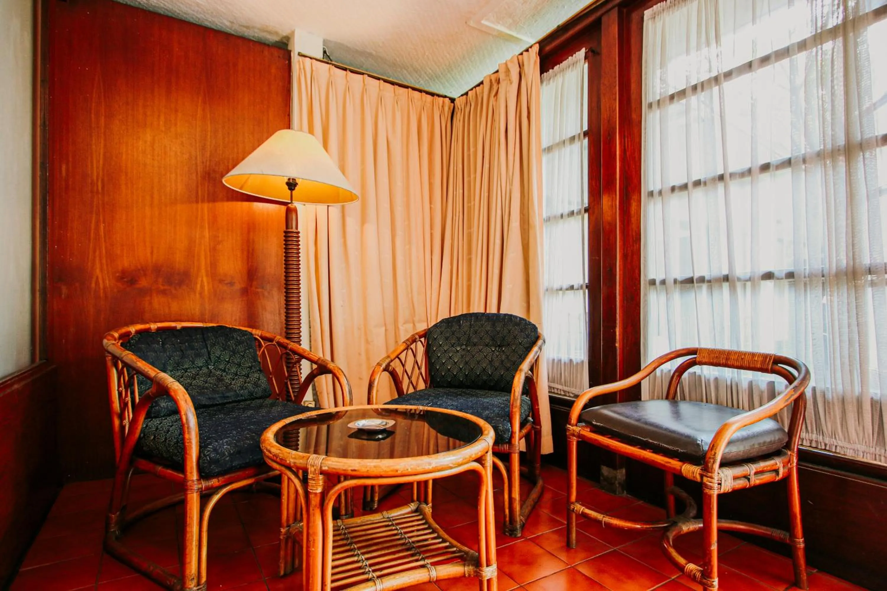 Hotel Bumi Asih Gedung Sate Bandung