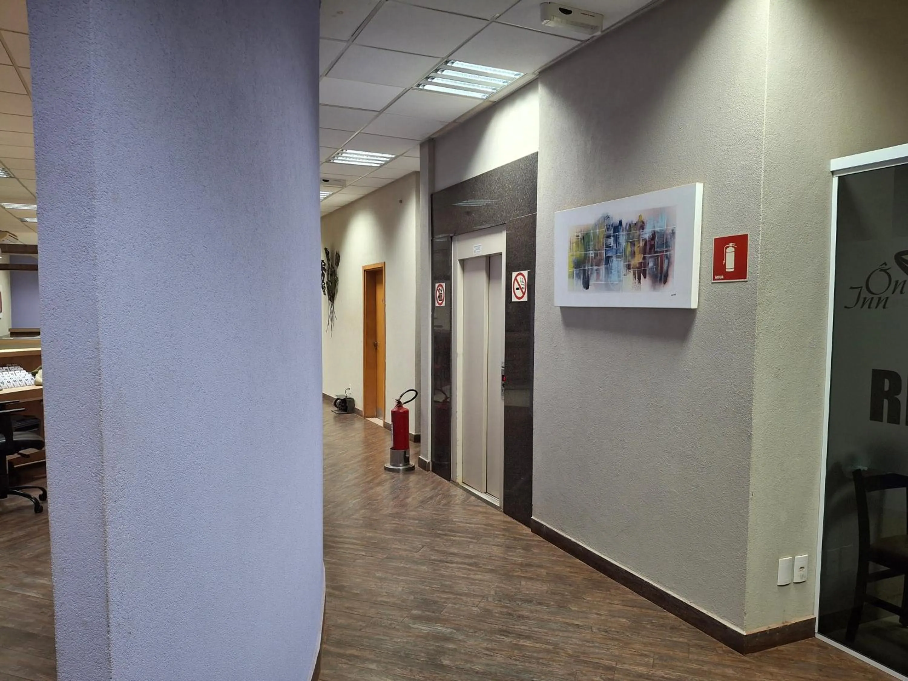 elevator in Ônix Inn Hotel Cravinhos