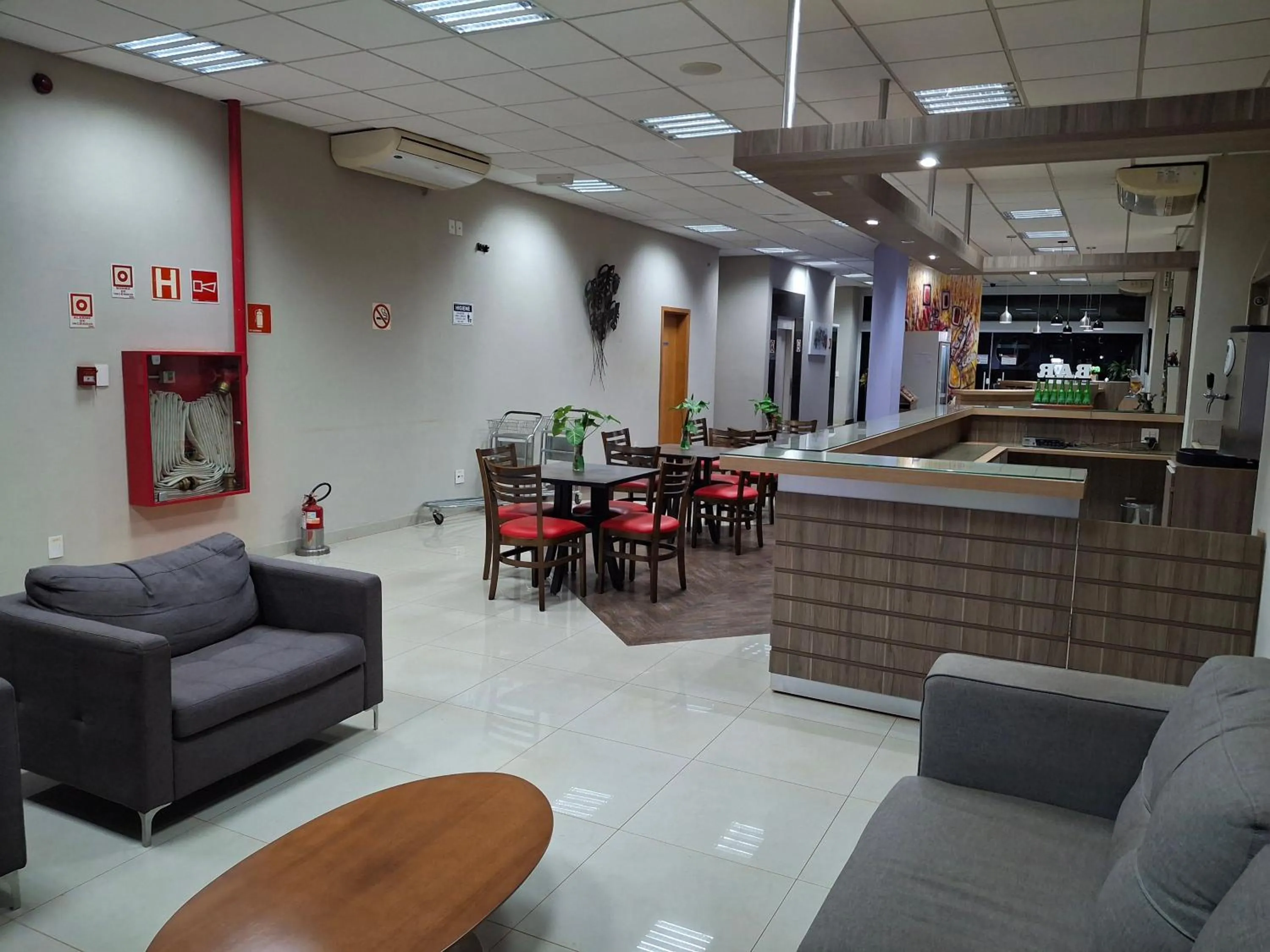 Lobby or reception in Ônix Inn Hotel Cravinhos