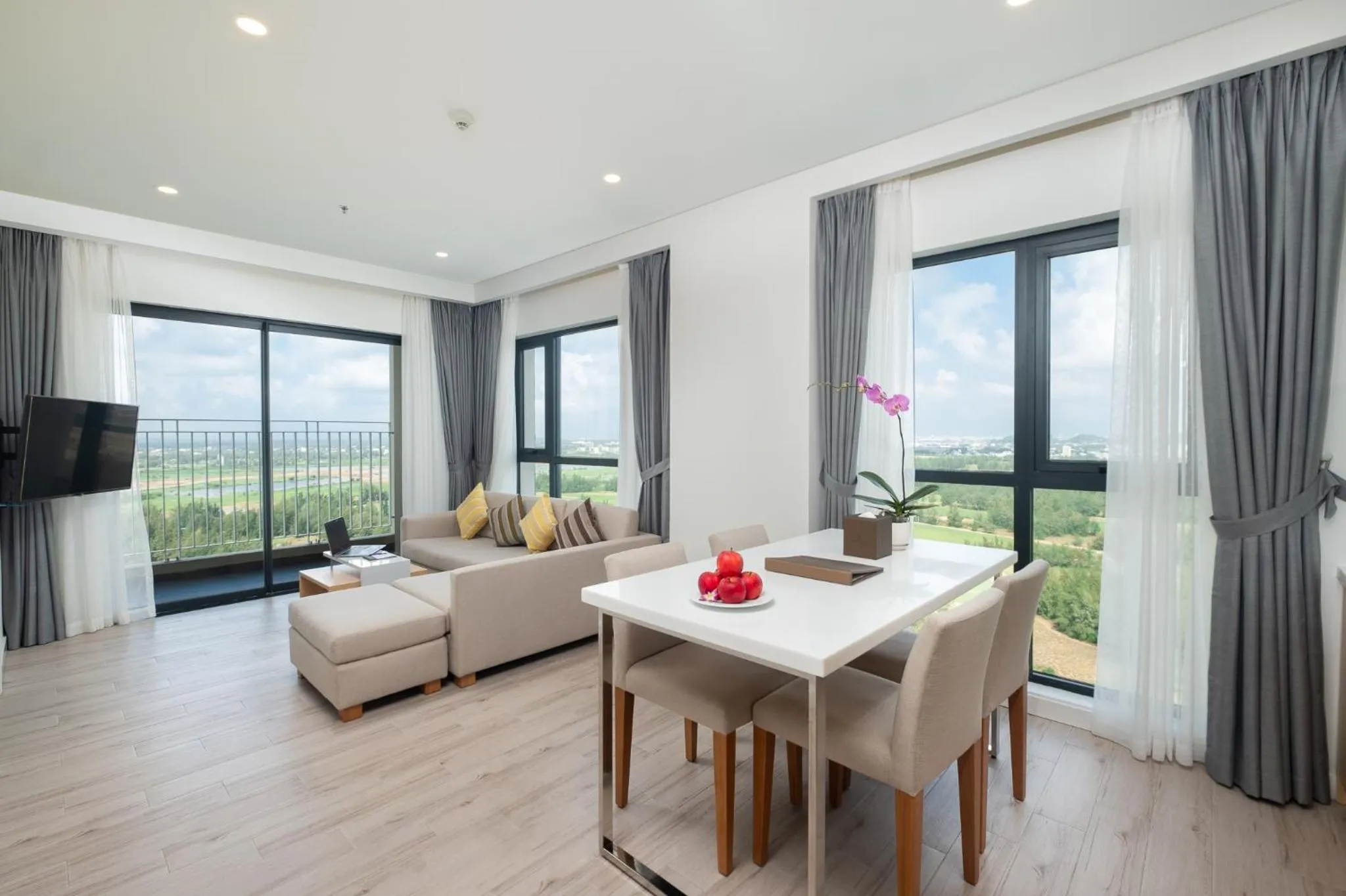 Day in Carinae Danang Hotel