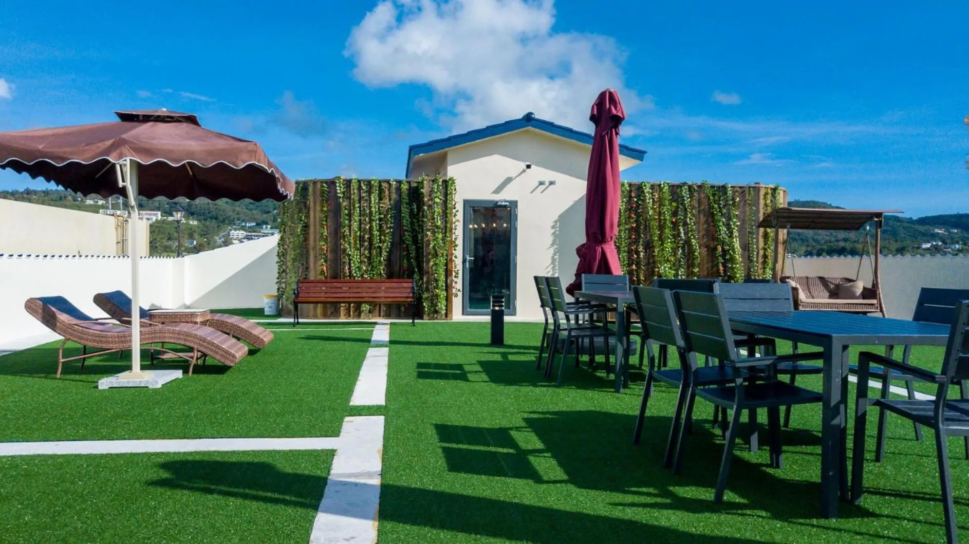 Street view in Hotel Americano