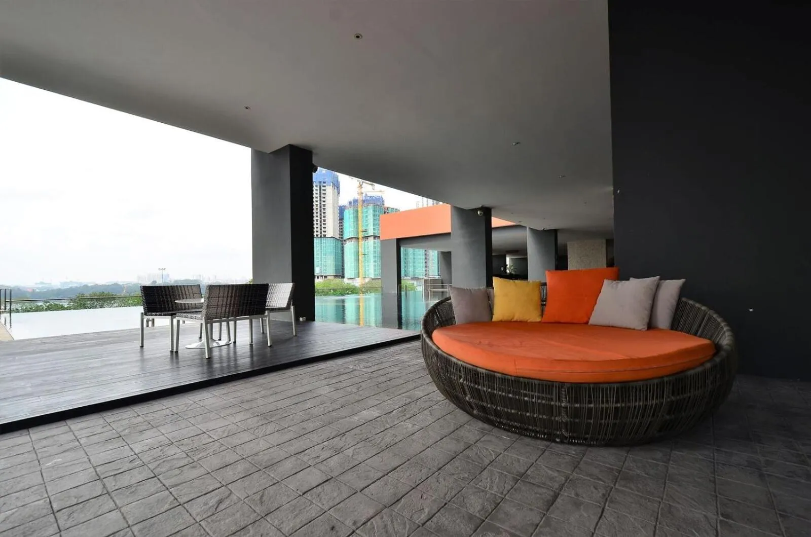 Baby & kids friendly, JB CIQ, Romantic Duplex