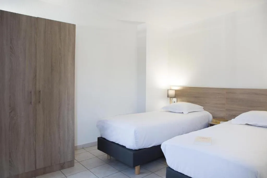 Bed in Comfort Aparthotel Divonne La Versoix