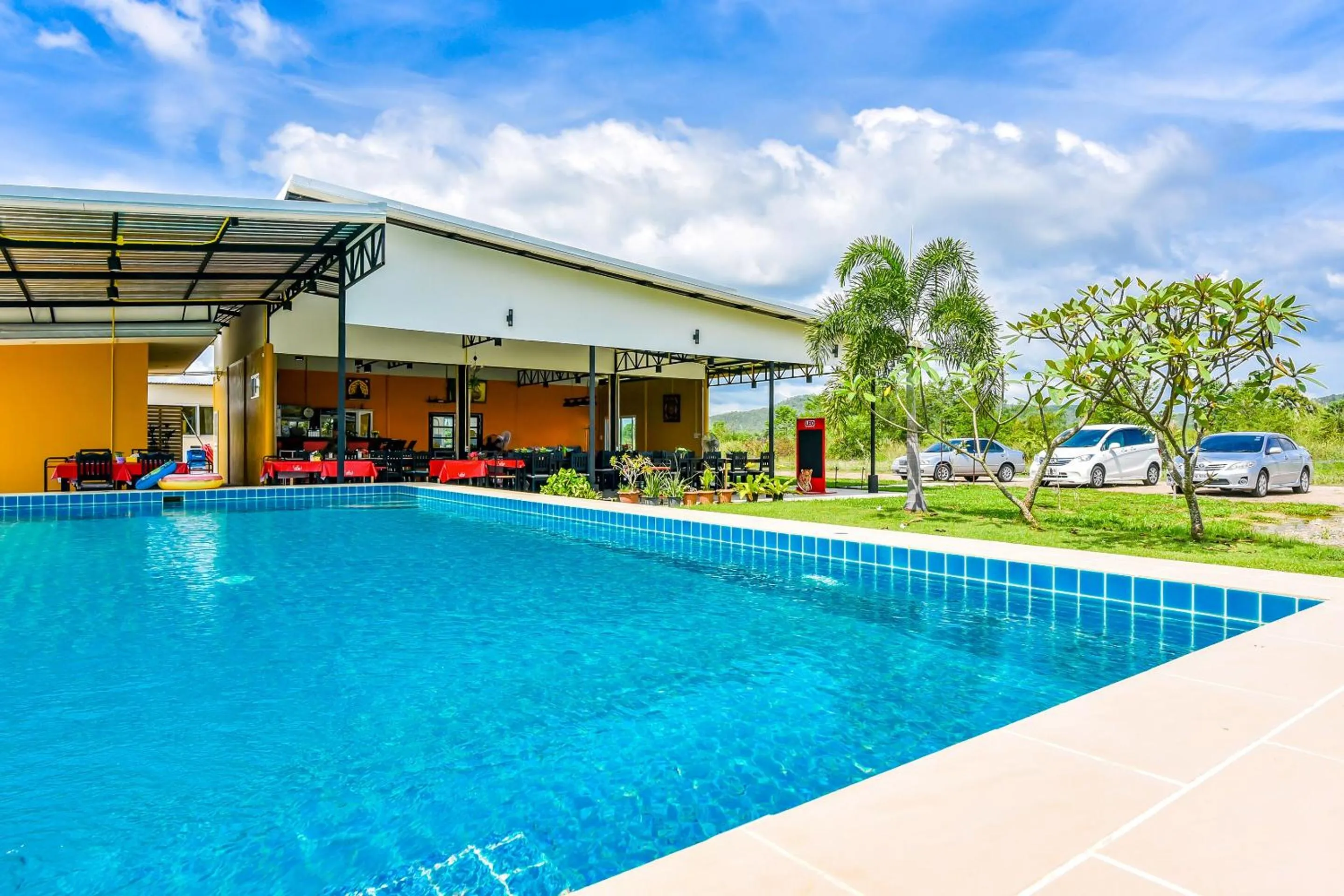 Swimming pool in Billabong Resort Cha Am