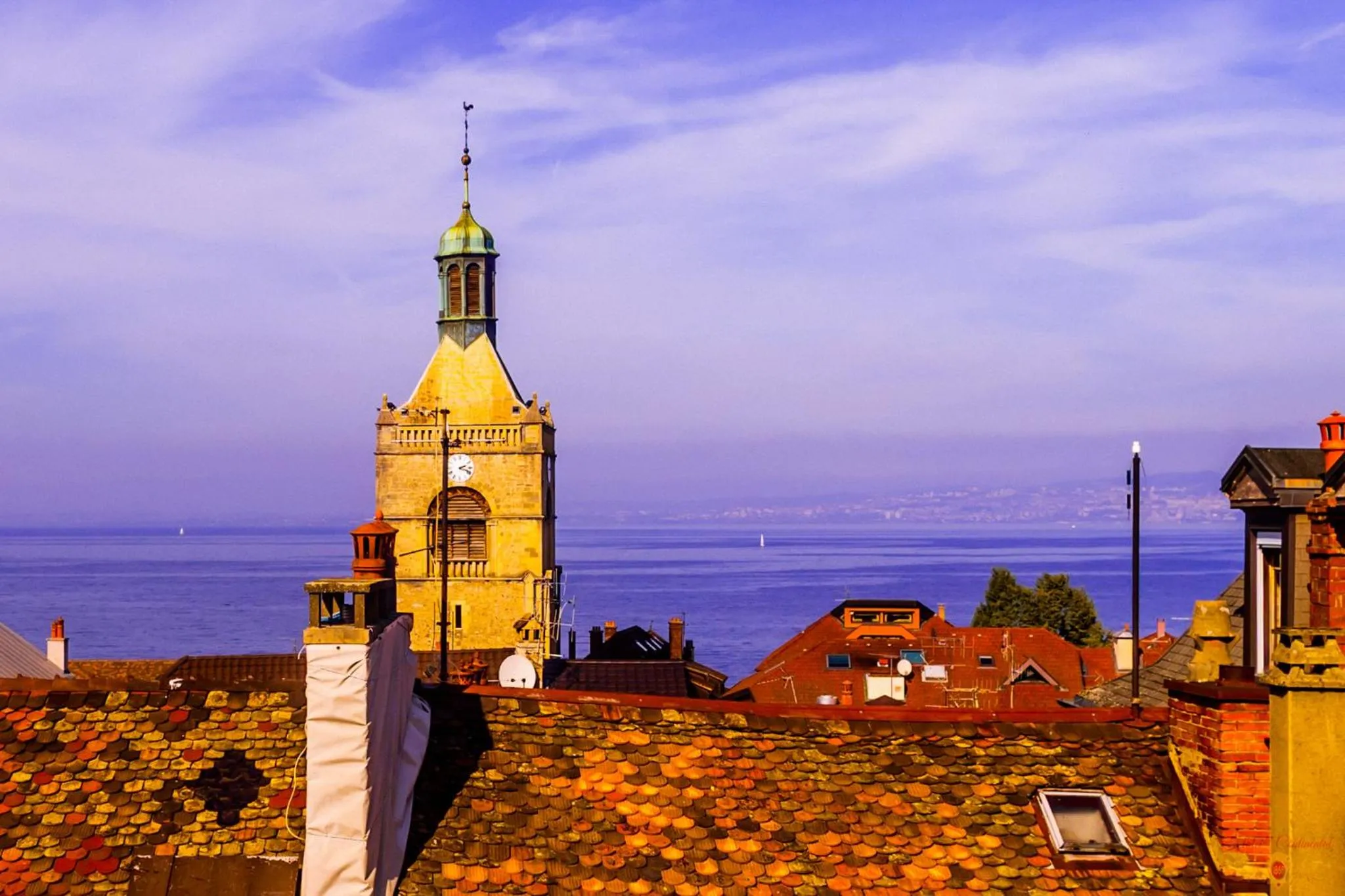 Lake view in Hôtel Restaurant Continental