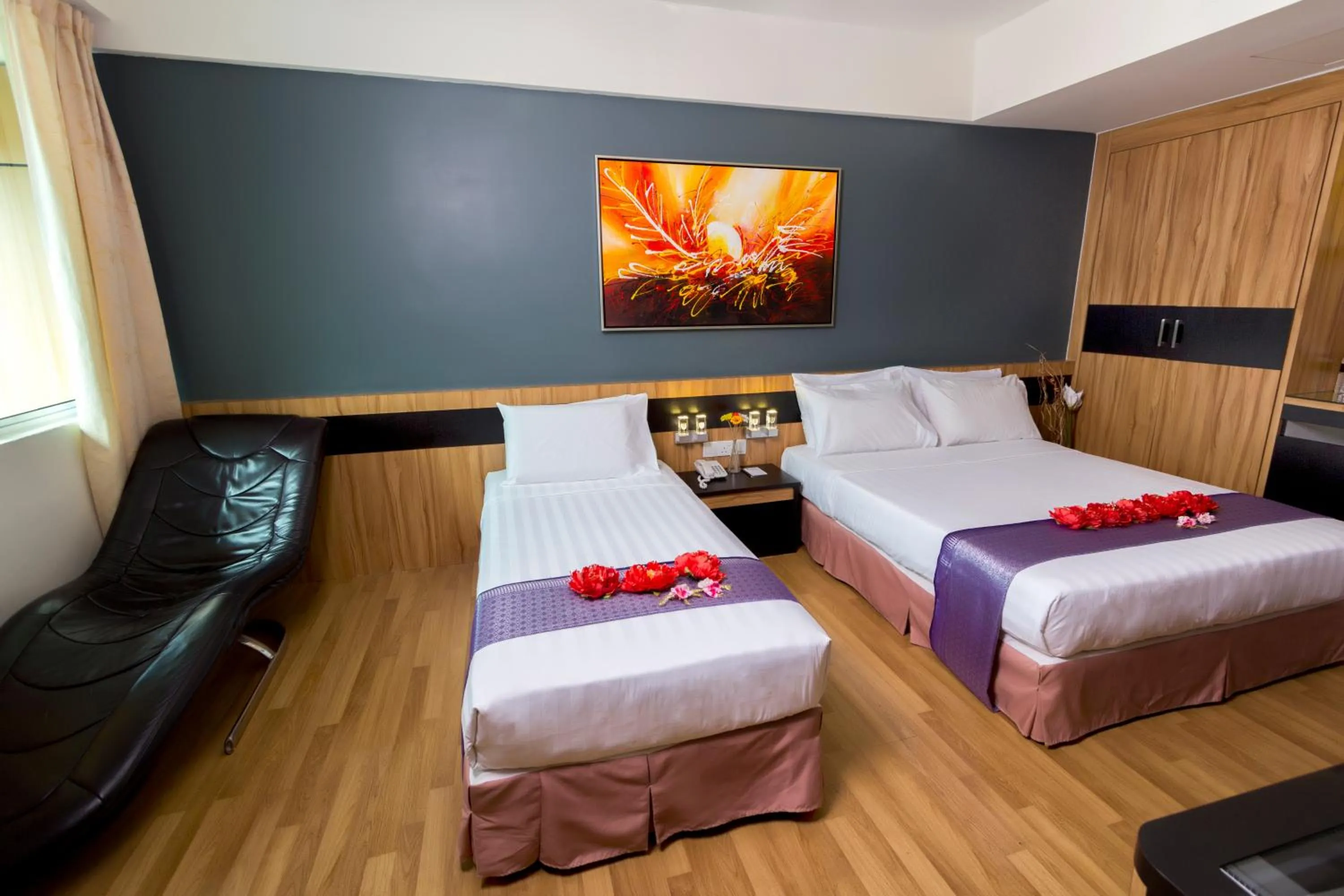 Bed in Mariner Hotel Labuan