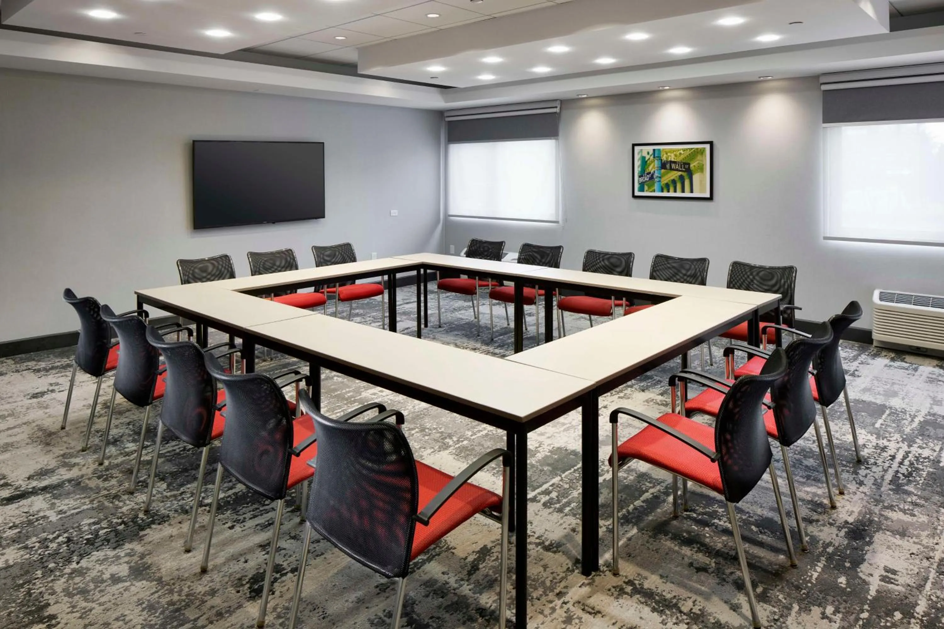 Meeting/conference room in Hampton Inn Newark Airport