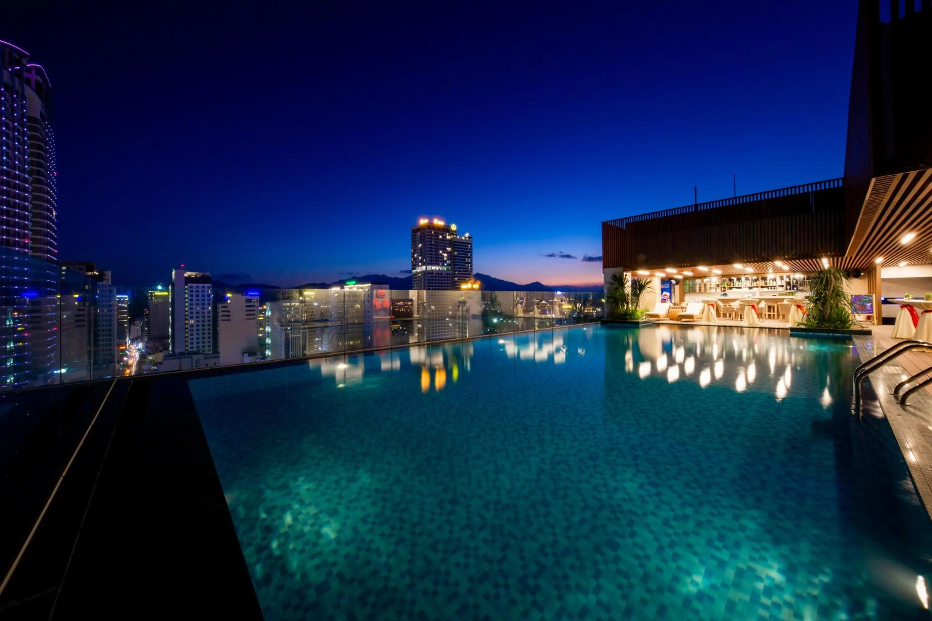 Swimming pool in Gonsala Hotel Nha Trang