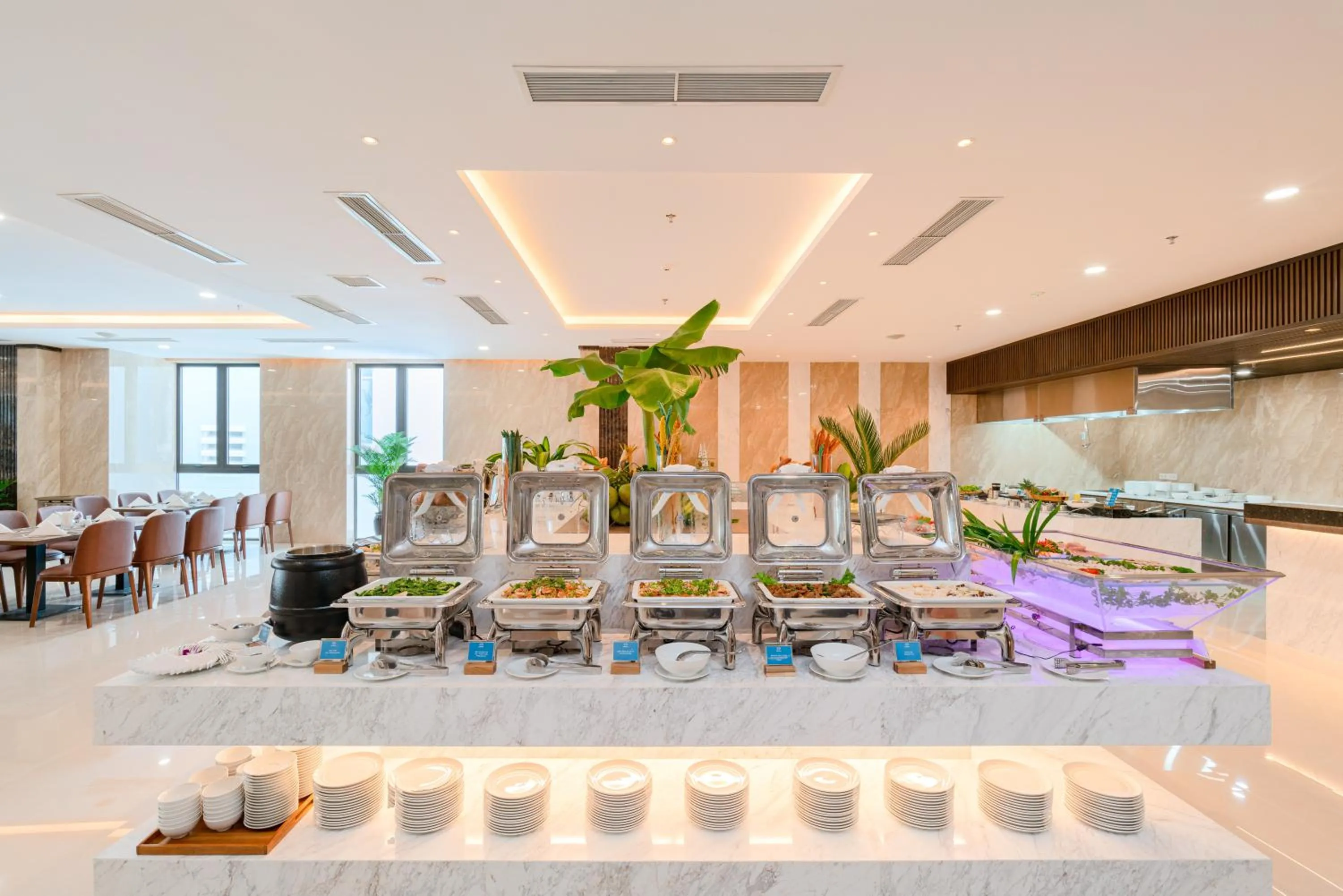 Restaurant/places to eat in Gonsala Hotel Nha Trang