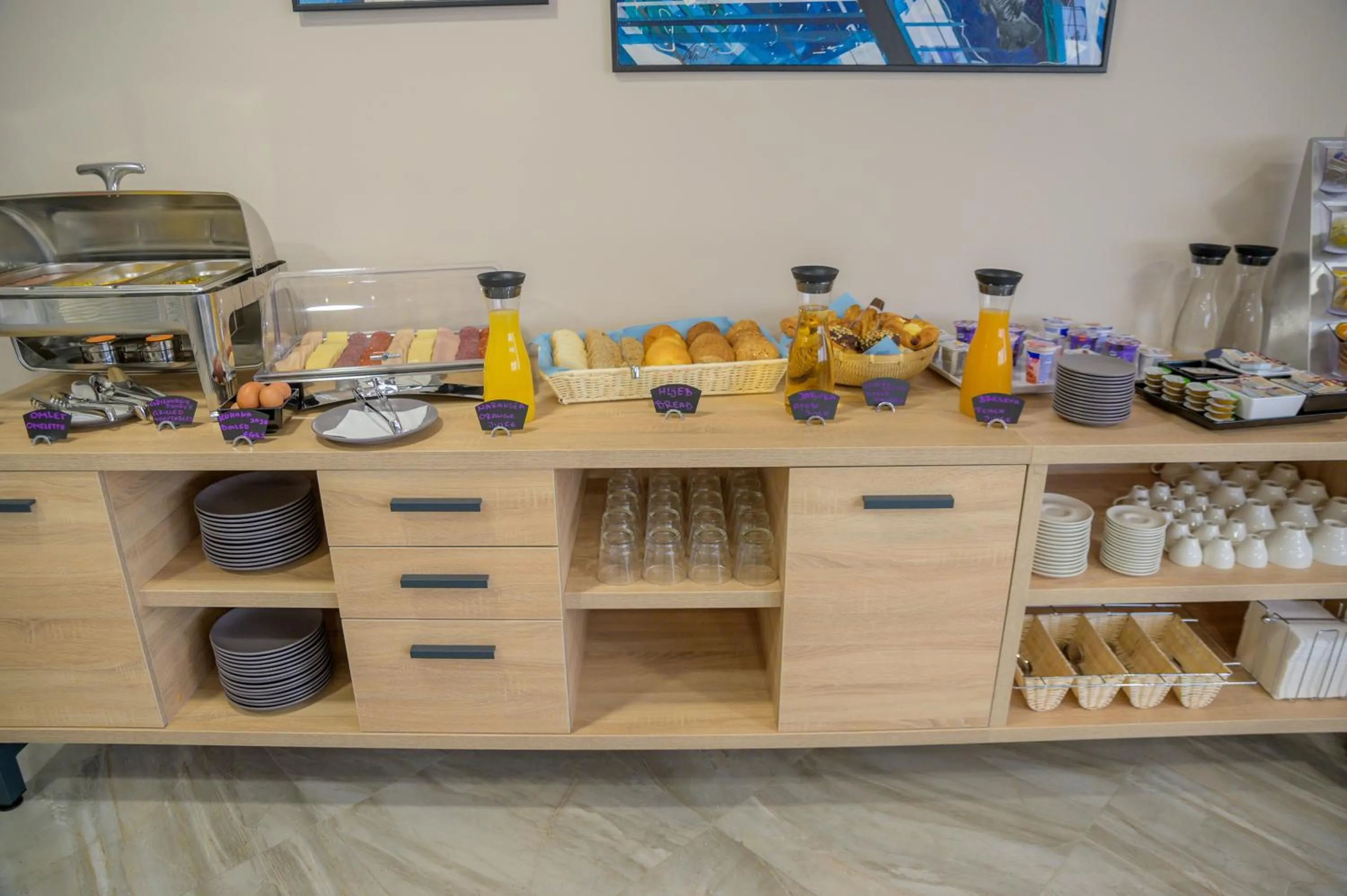 Breakfast in Hotel Soni Lux