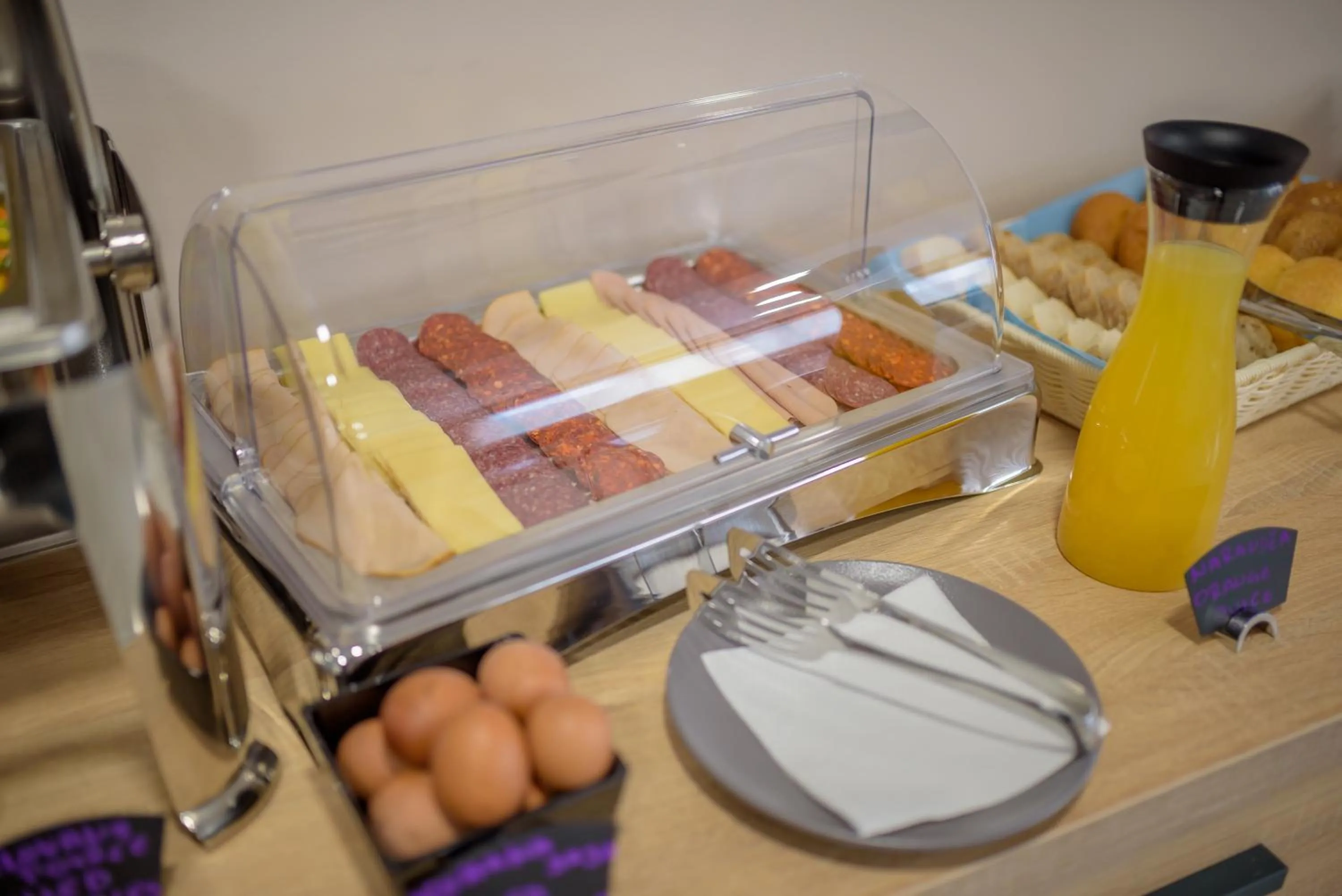 Breakfast in Hotel Soni Lux