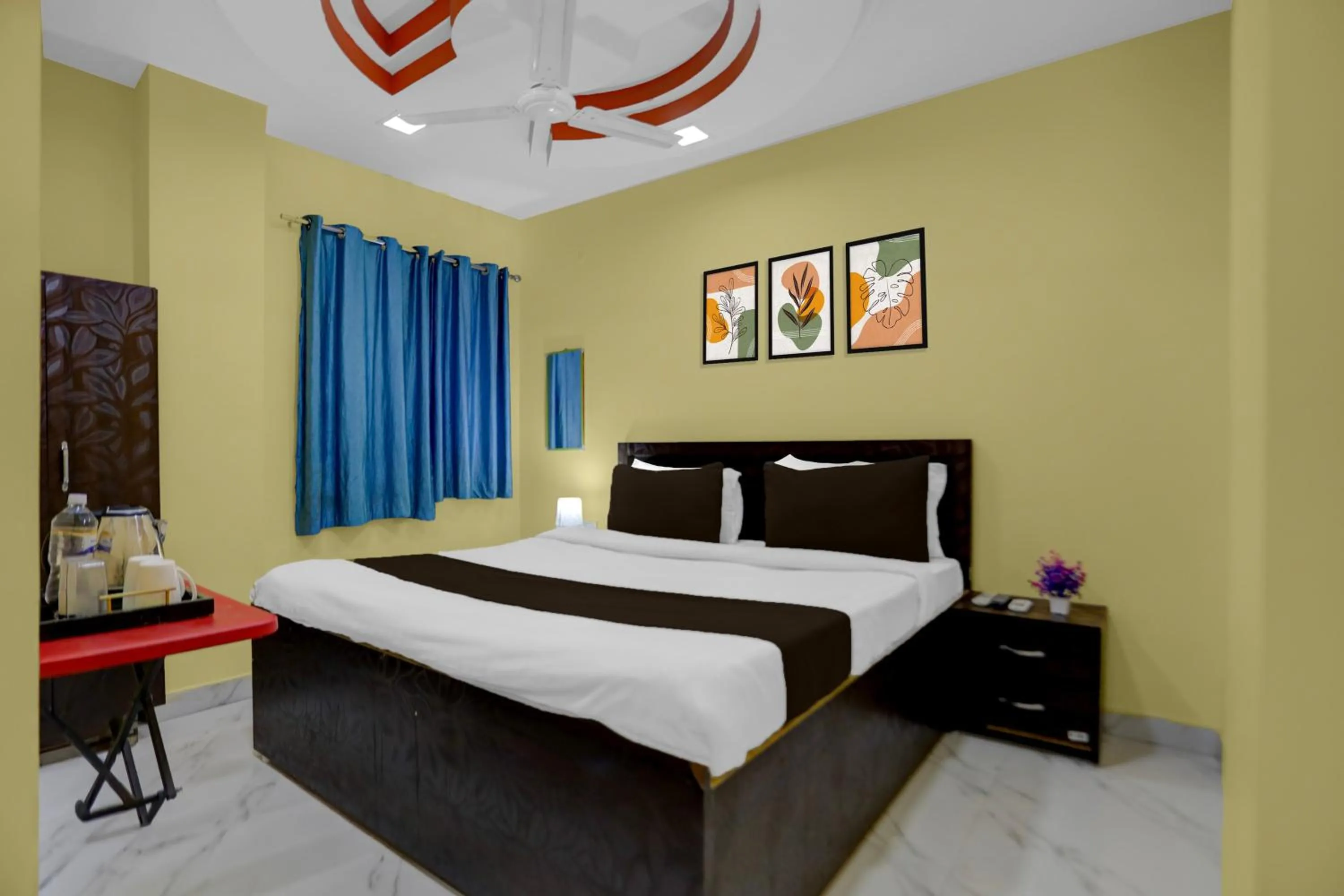 Bedroom, Bed in Super Hotel O Patliputra Railway Station Formerly Rameshwaram Guest House