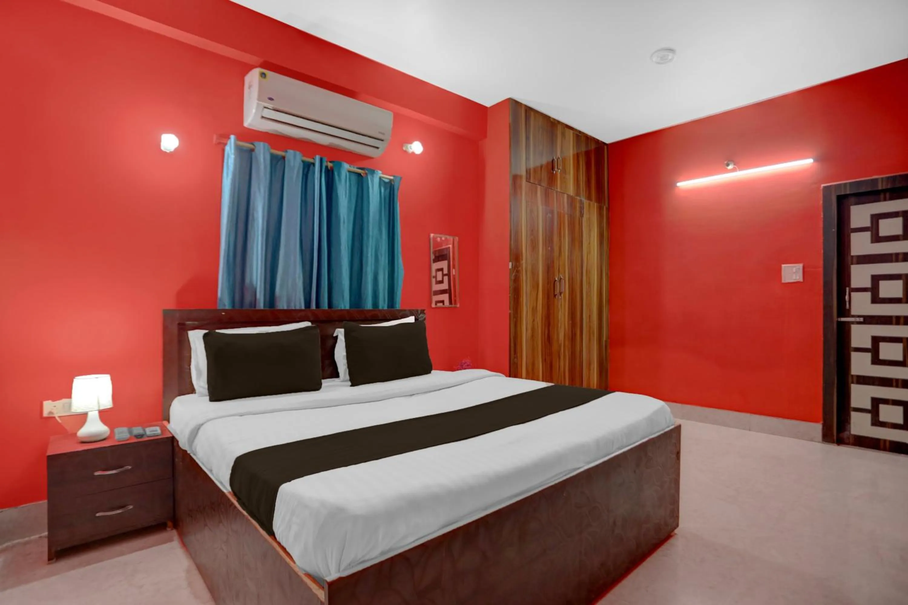 Bedroom, Bed in Super Hotel O Patliputra Railway Station Formerly Rameshwaram Guest House