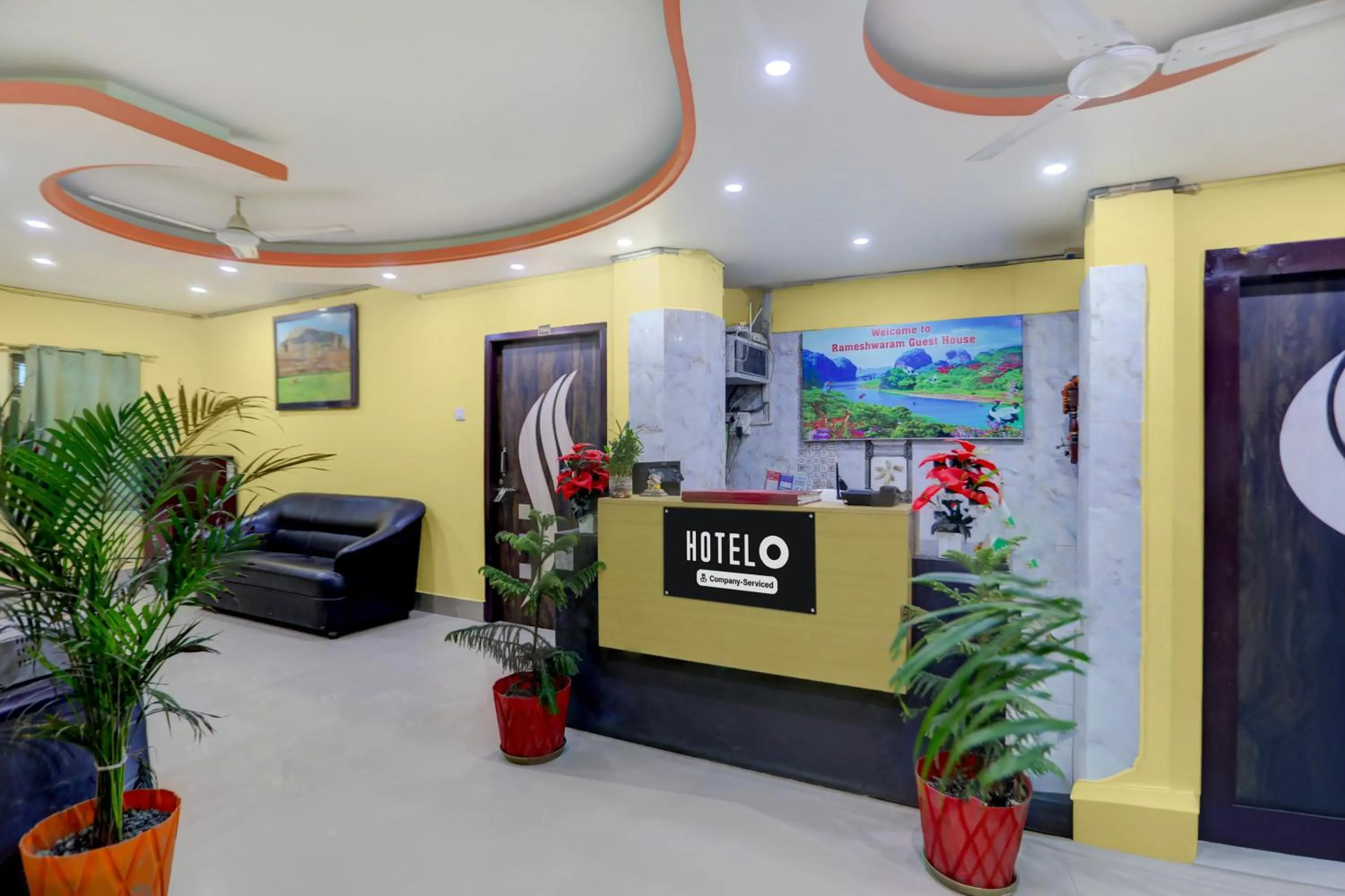 Lobby or reception in Super Hotel O Patliputra Railway Station Formerly Rameshwaram Guest House