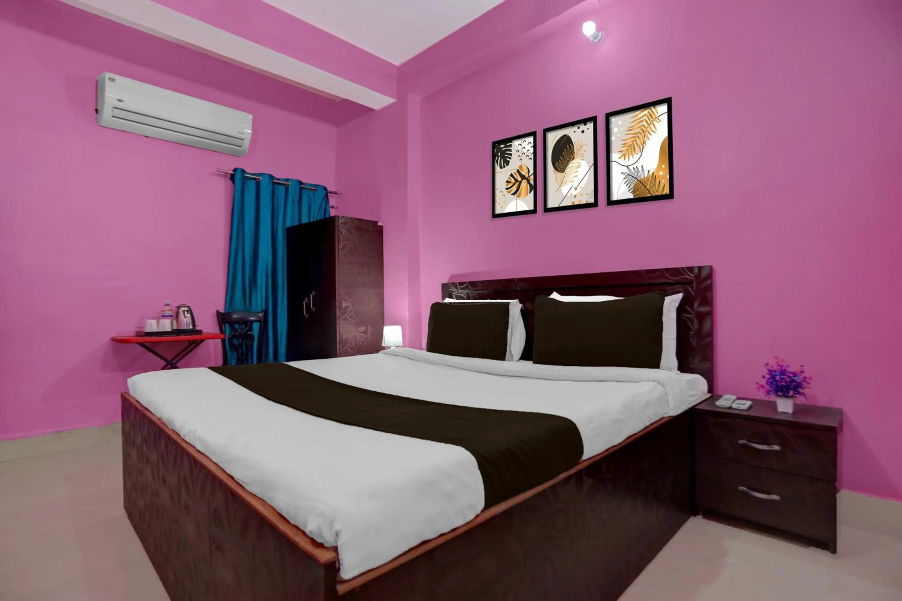 Bedroom, Bed in Super Hotel O Patliputra Railway Station Formerly Rameshwaram Guest House