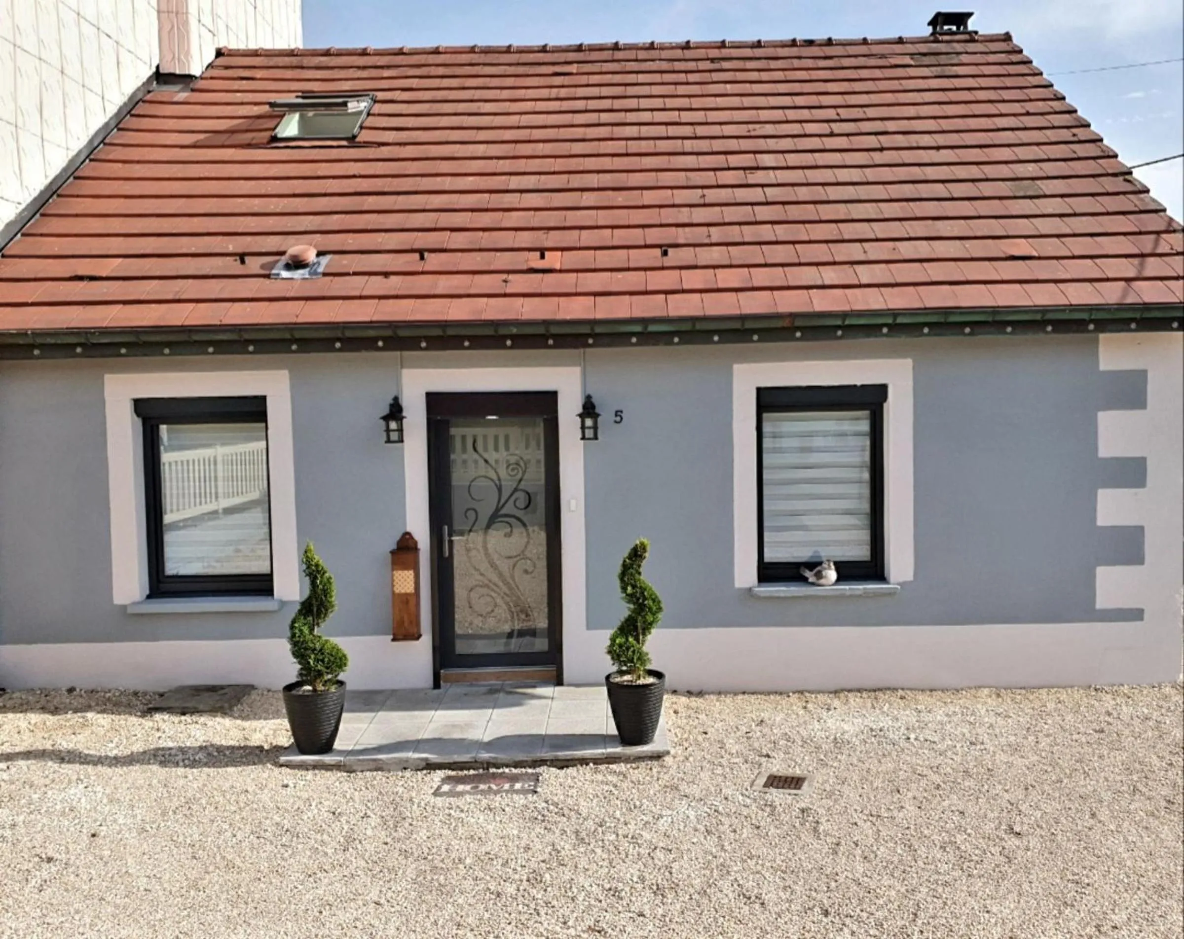 Property building in Espace détente Champagney