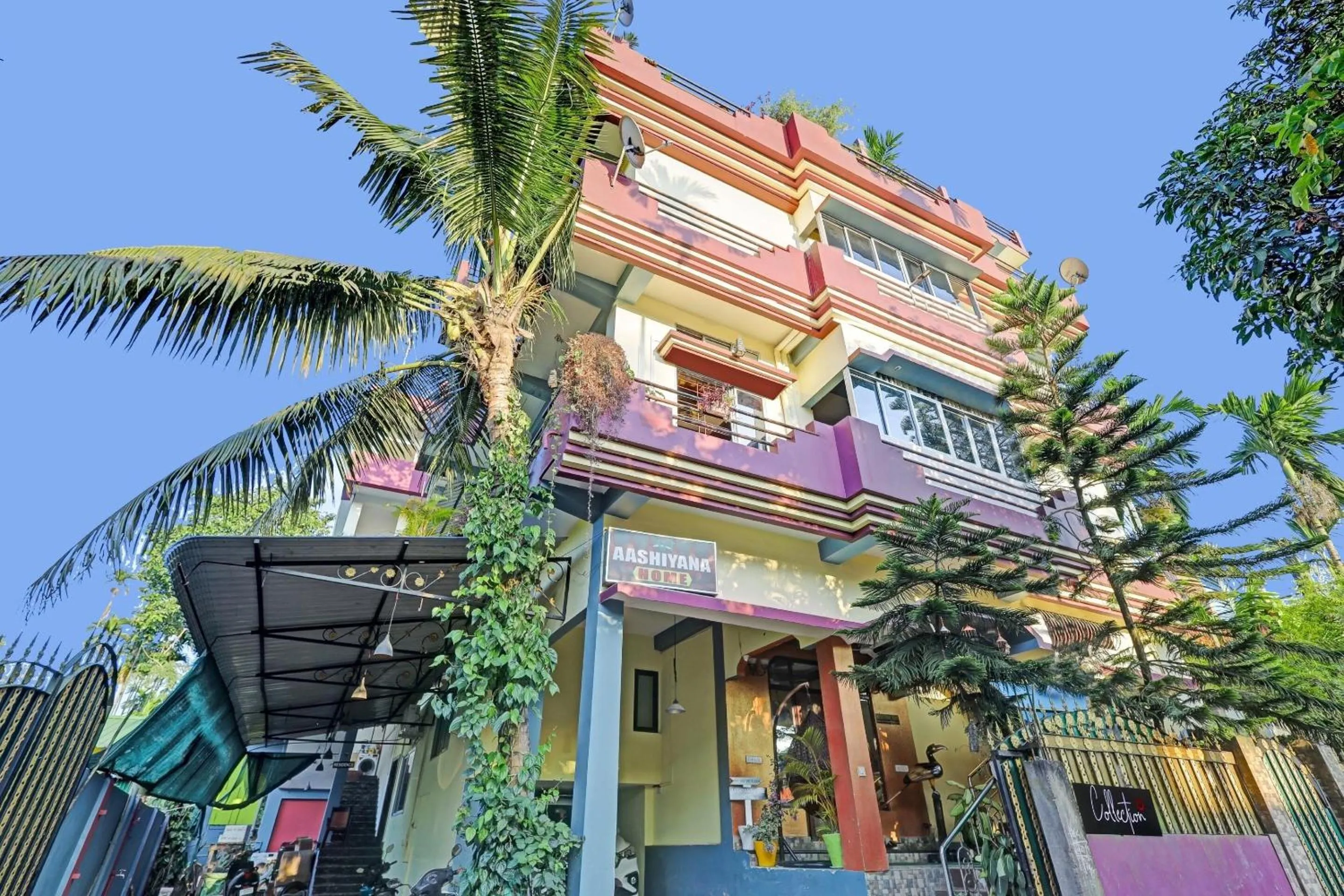 Facade/entrance in Hotel O Aashiyana Home