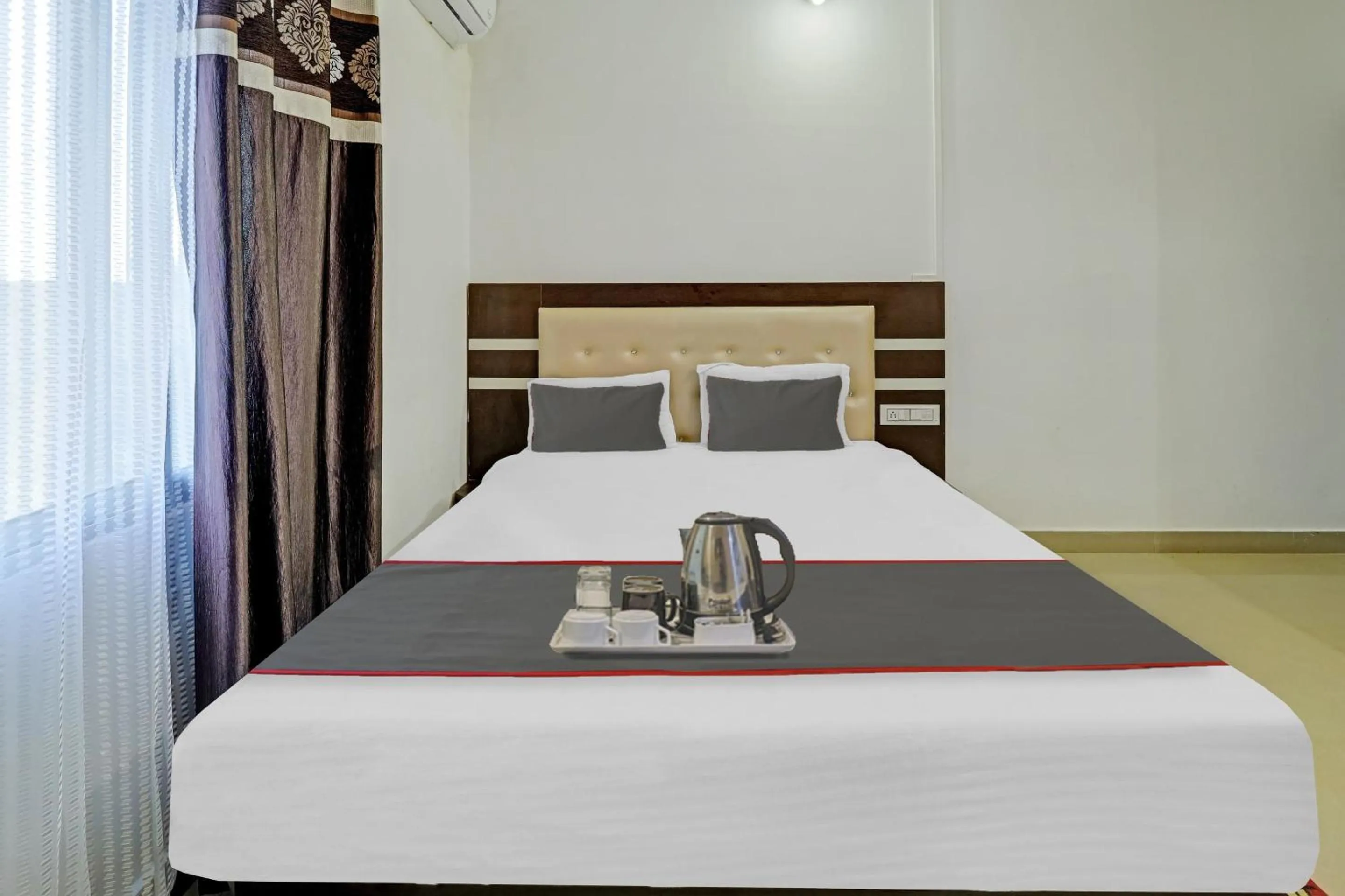 Lobby or reception, Bed in Hotel O Aashiyana Home